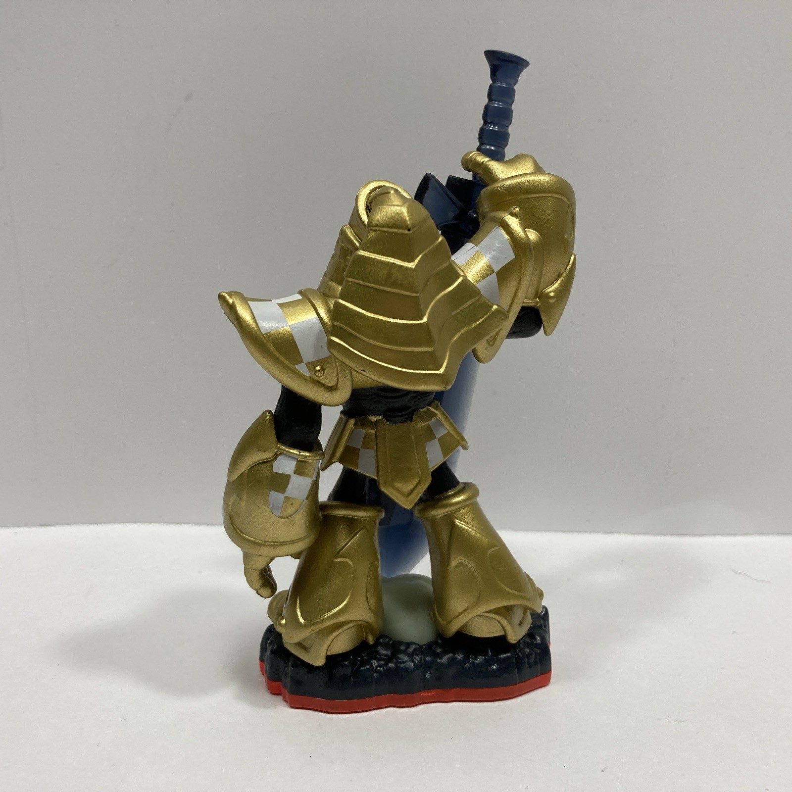 Skylanders Trap Team Trap Master Nitro Krypt King Figure