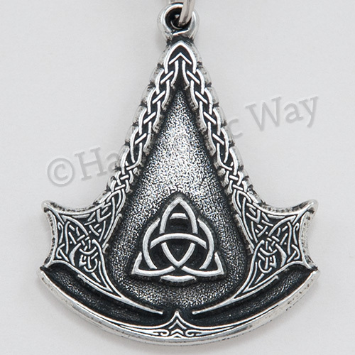 ASSASSIN’S creed Pendant Necklace Insignia Amulet shield Celtic amulet