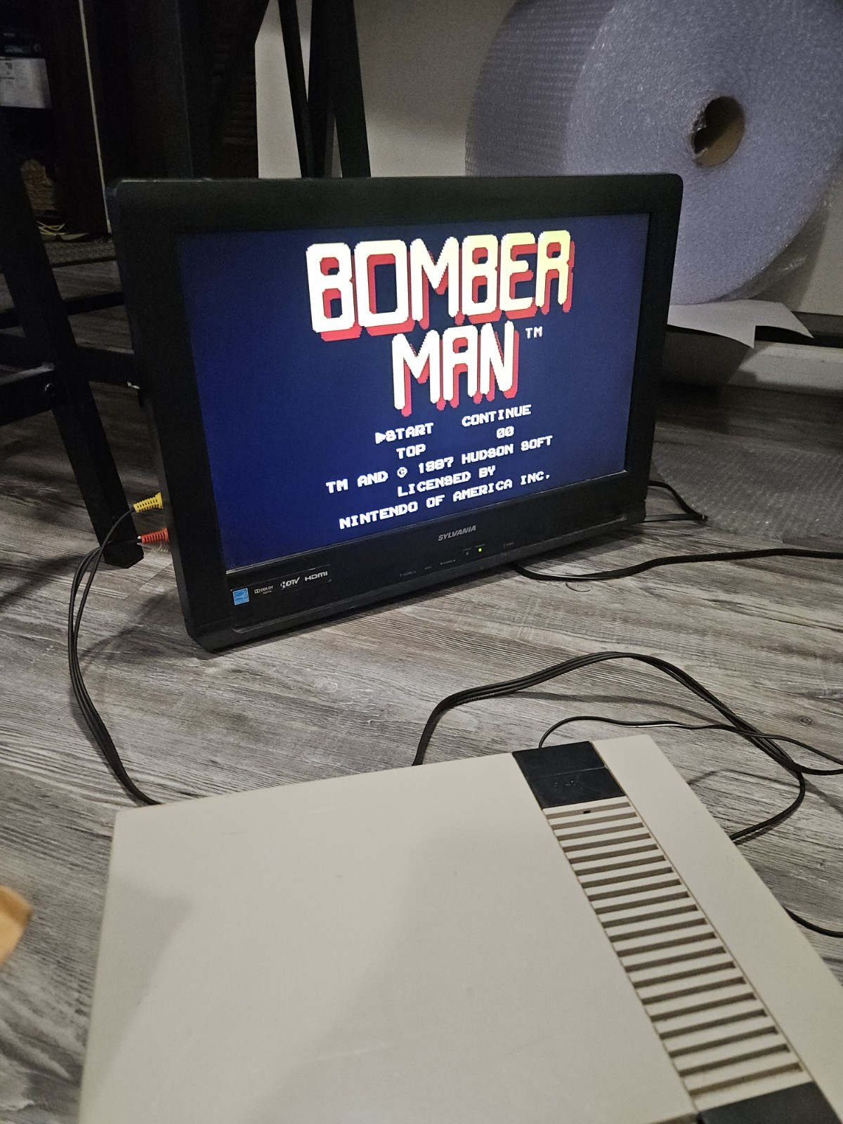 Bomberman NES Nintendo Entertainment System Video Game Tested