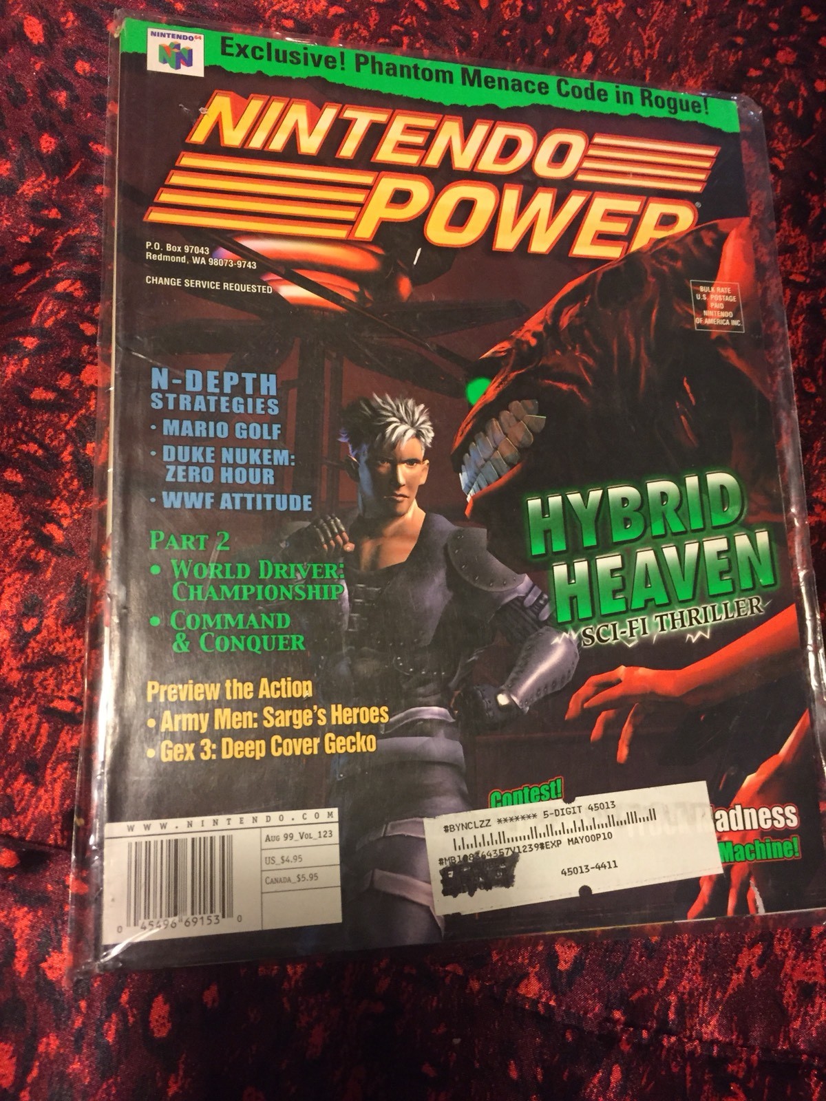 nintendo power magazine august 1999 volume 123 (Hybrid Heaven)