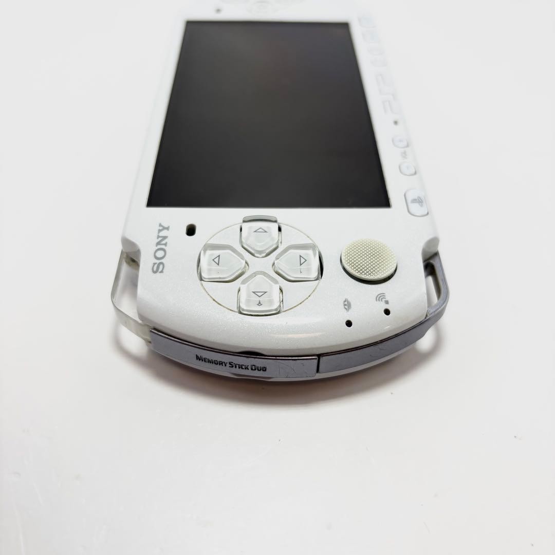 Excellent Sony PSP 3000 Pearl White Boxed