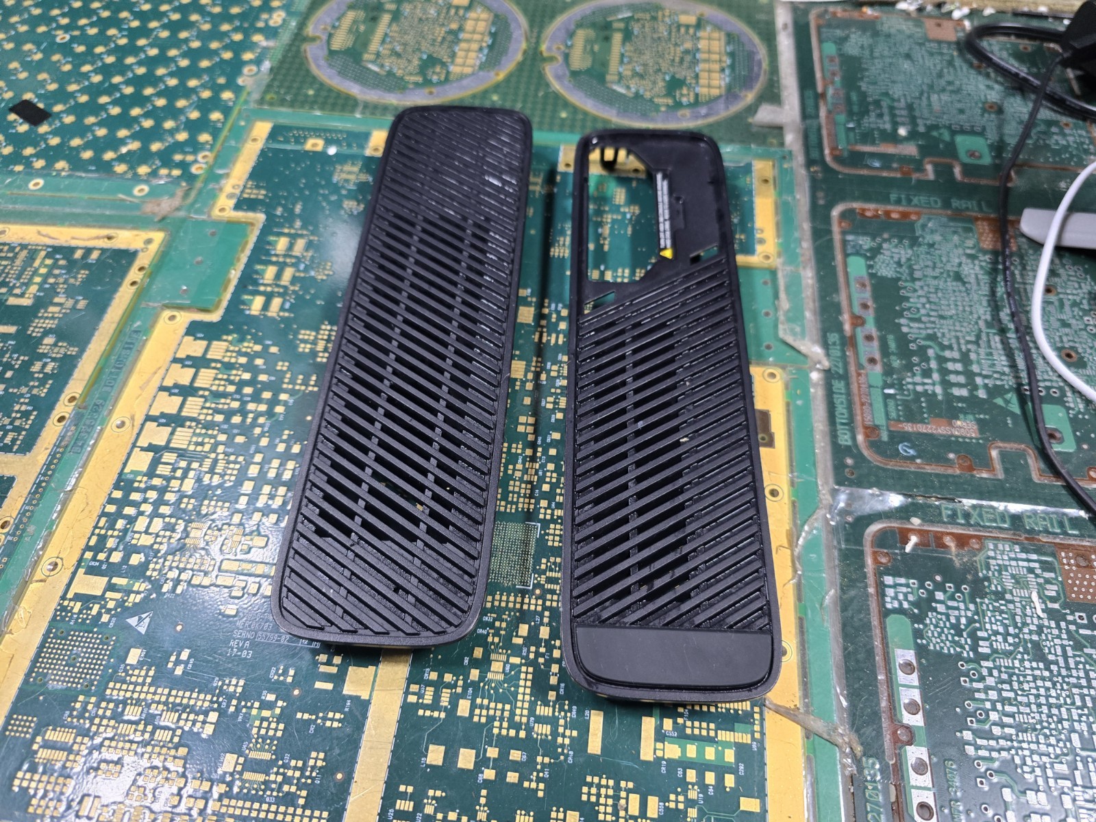 Microsoft Xbox 360 E 1538 Top/Bottom Grill & Trim Set ONLY-Intact-Good-Clean