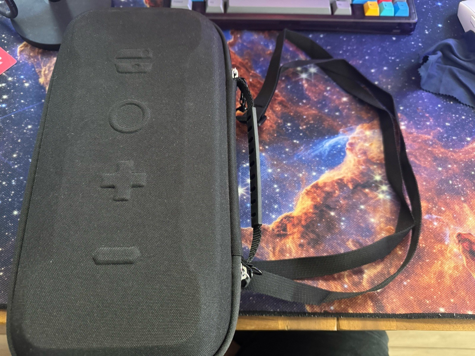Lenovo Legion Go 2 32GB RAM/1TB STORAGE w/carrying case and original box