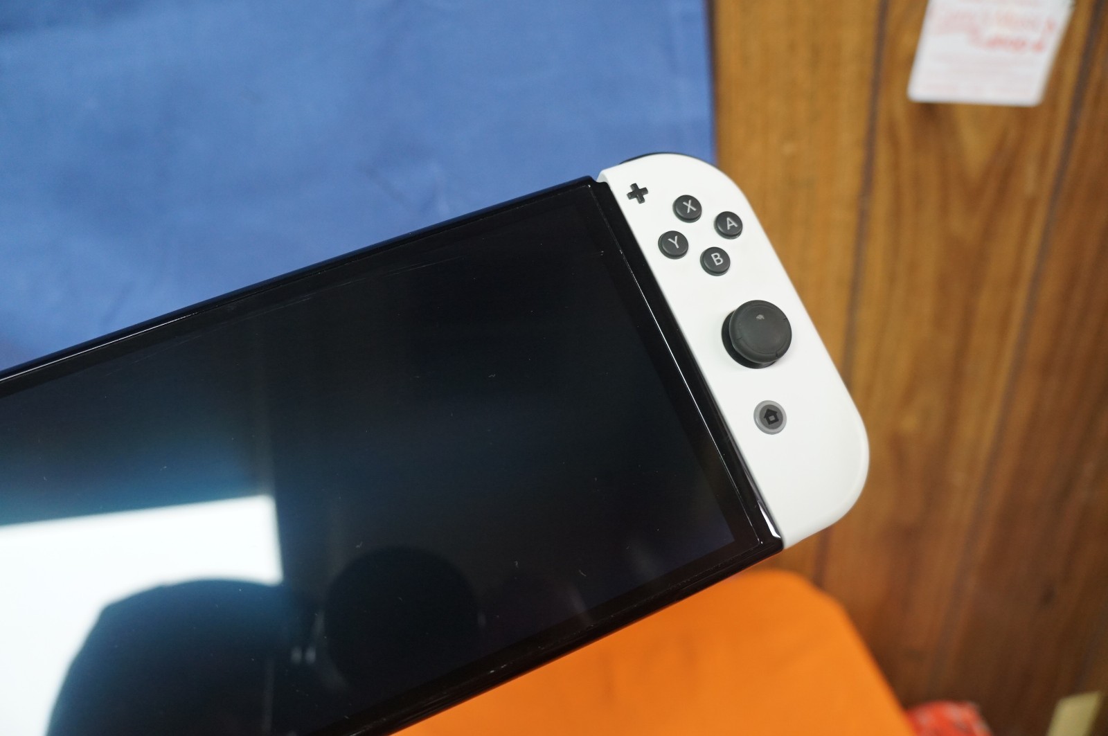 Nintendo Switch OLED HEG-001 64GB White Handheld Gaming Console “No Cords”