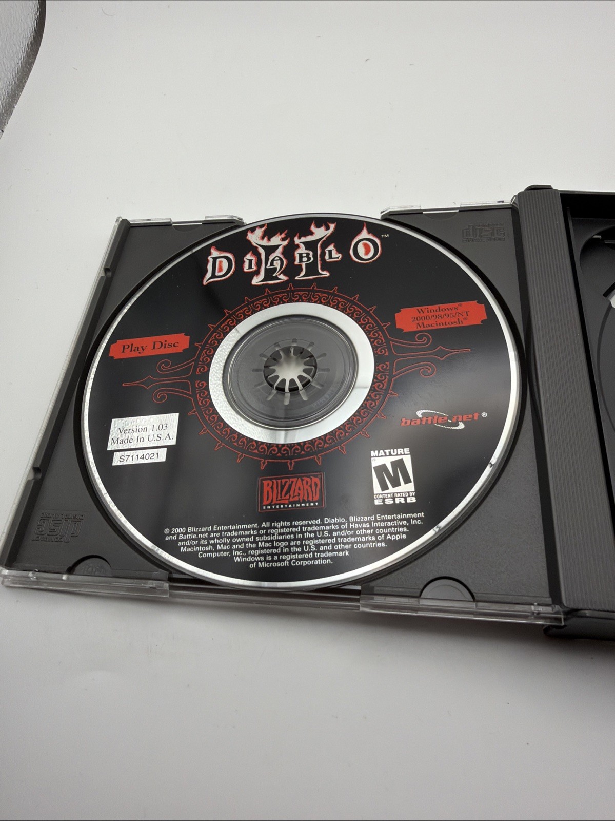 Diablo II 2 (PC Windows 2000/98/95/NT CD-ROM 3 Disc Set W/Key 2000)