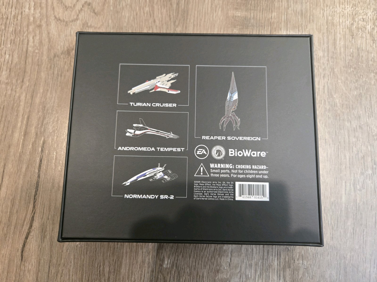 Mass Effect Dark Horse SDCC Convention Exclusive Limited Edition of 500 Pin Set