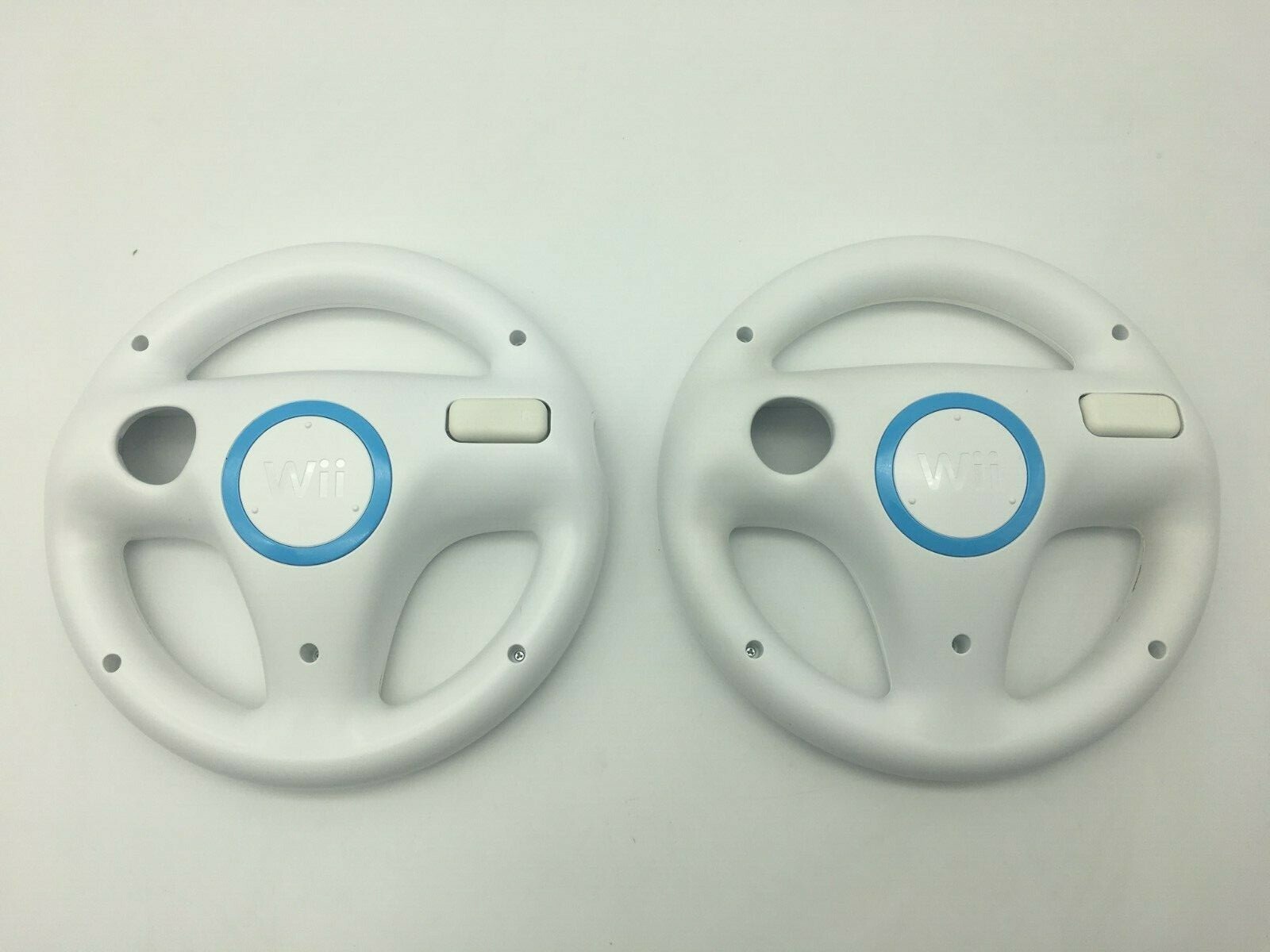 2 Nintendo Wii Racing Steering Wheel (RVL-024) – Official Mario Kart Accessory