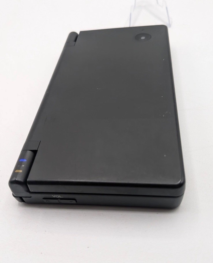 Nintendo DSi Black Console Bundle w/ Charger & 16GB SD Card