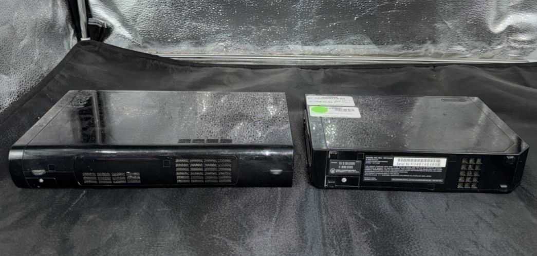 Nintendo Wii Console RVL-101 & Nintendo Wii U Console WUP-101(02) (PARTS/REPAIR)