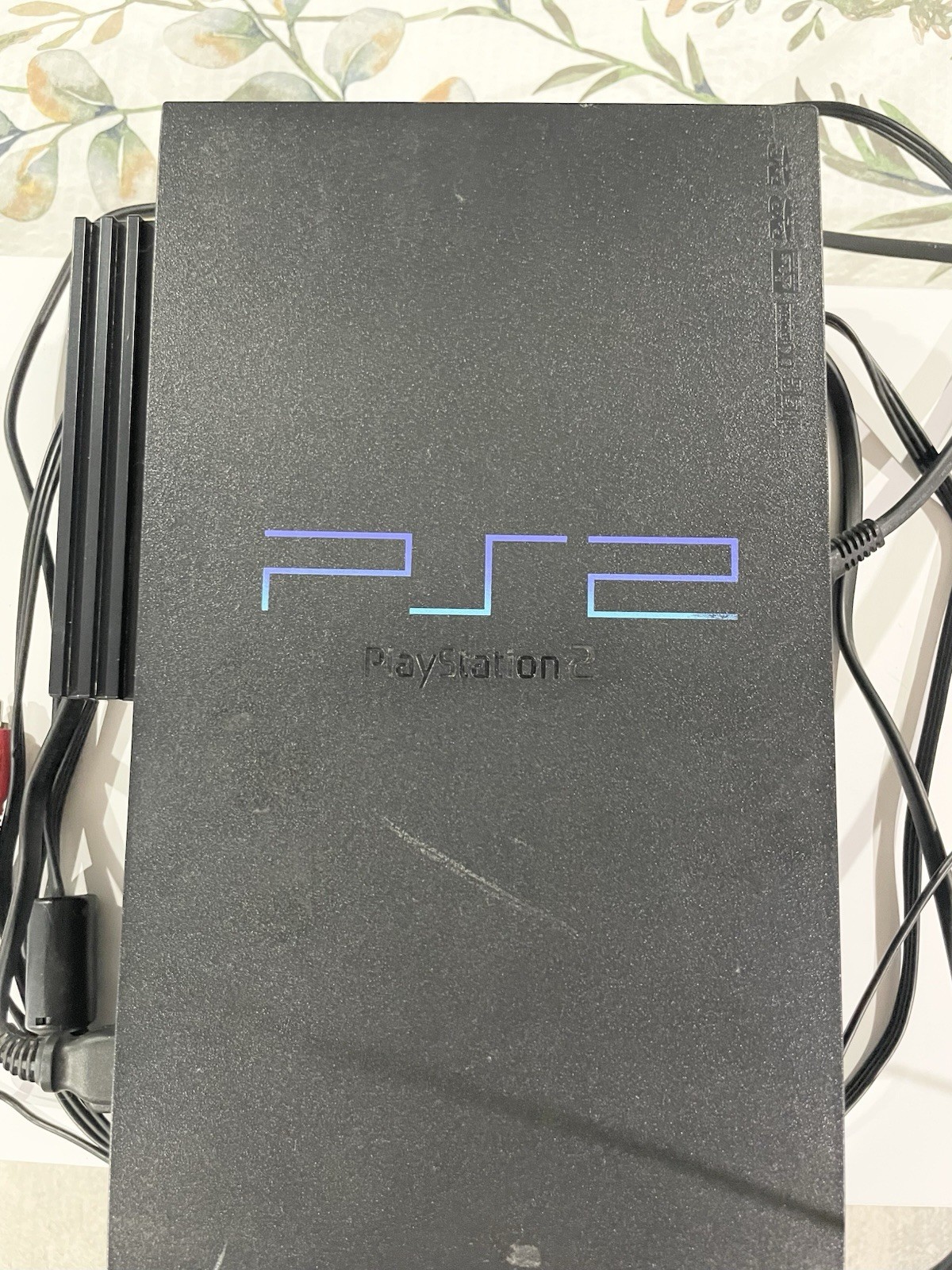 Sony PlayStation 2 “Fat” model SCPH-50001/N Black Console w/controller & wires