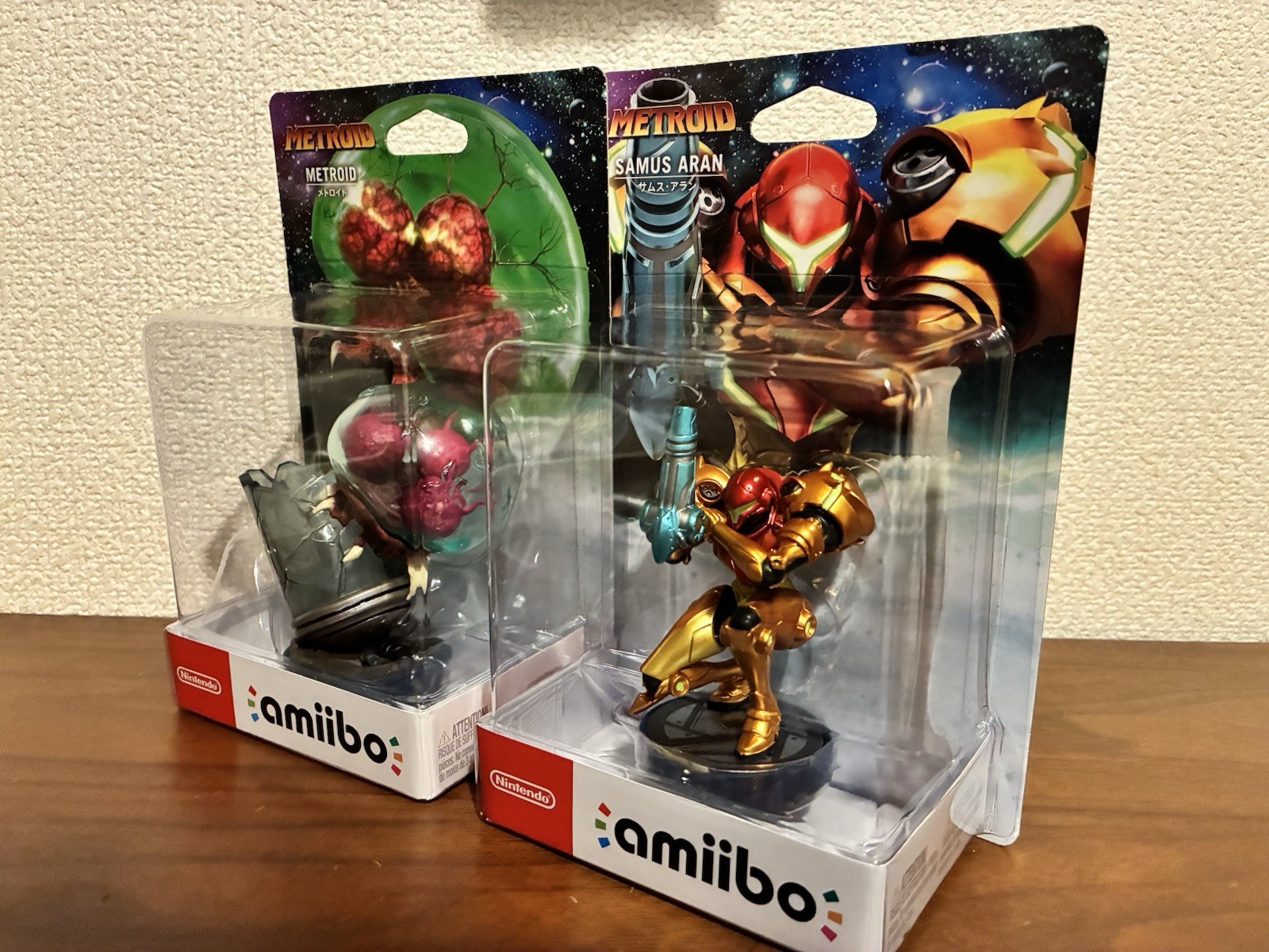 Nintendo amiibo Metroid & Samus Aran Figure Set Metroid Series Genuine New