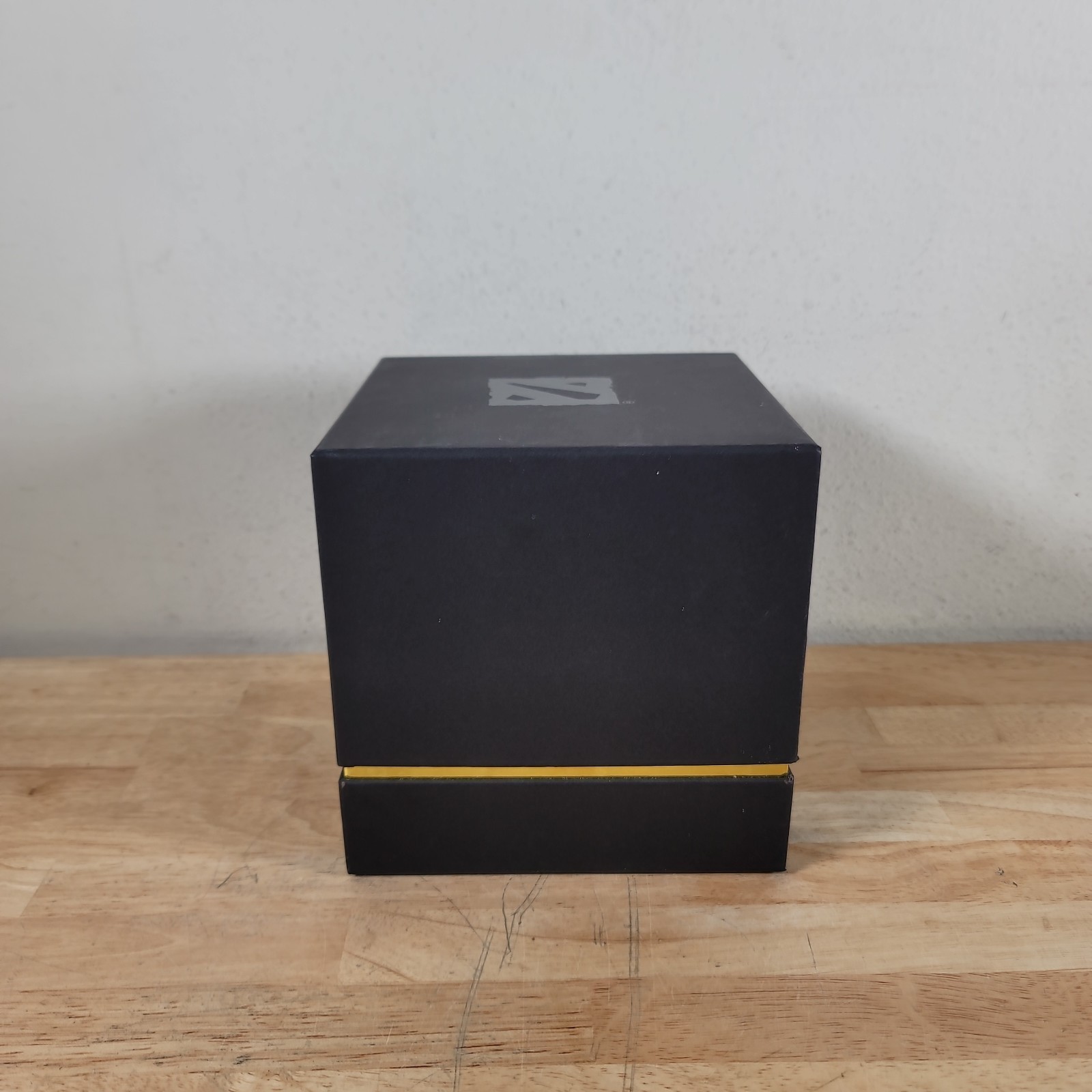 Dota 2 Baby Roshan Statue (Golden) 2020 Collectible Figure