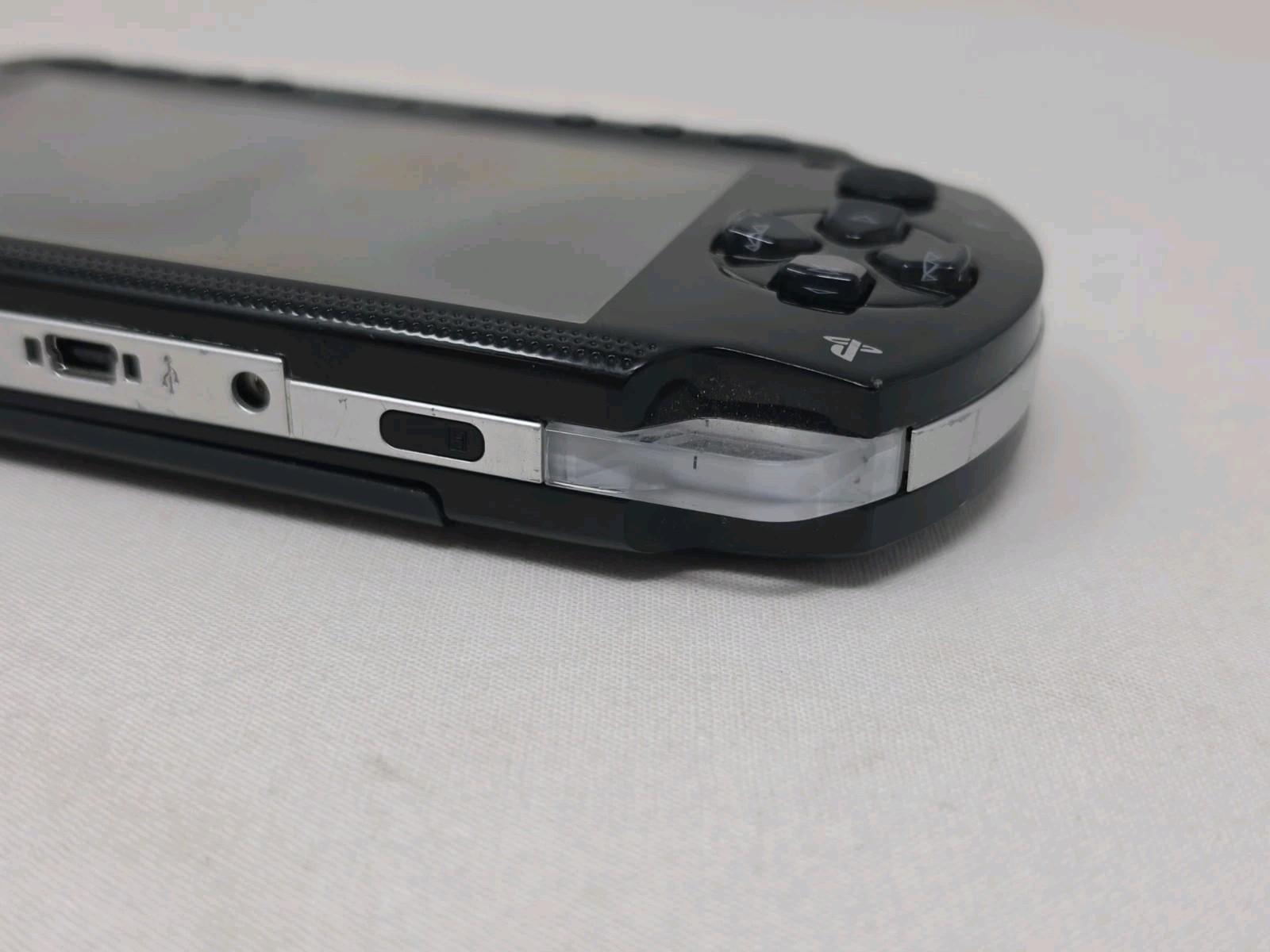 Sony PSP-1001 PlayStation Portable Console Black for Parts Repair Only Powers On