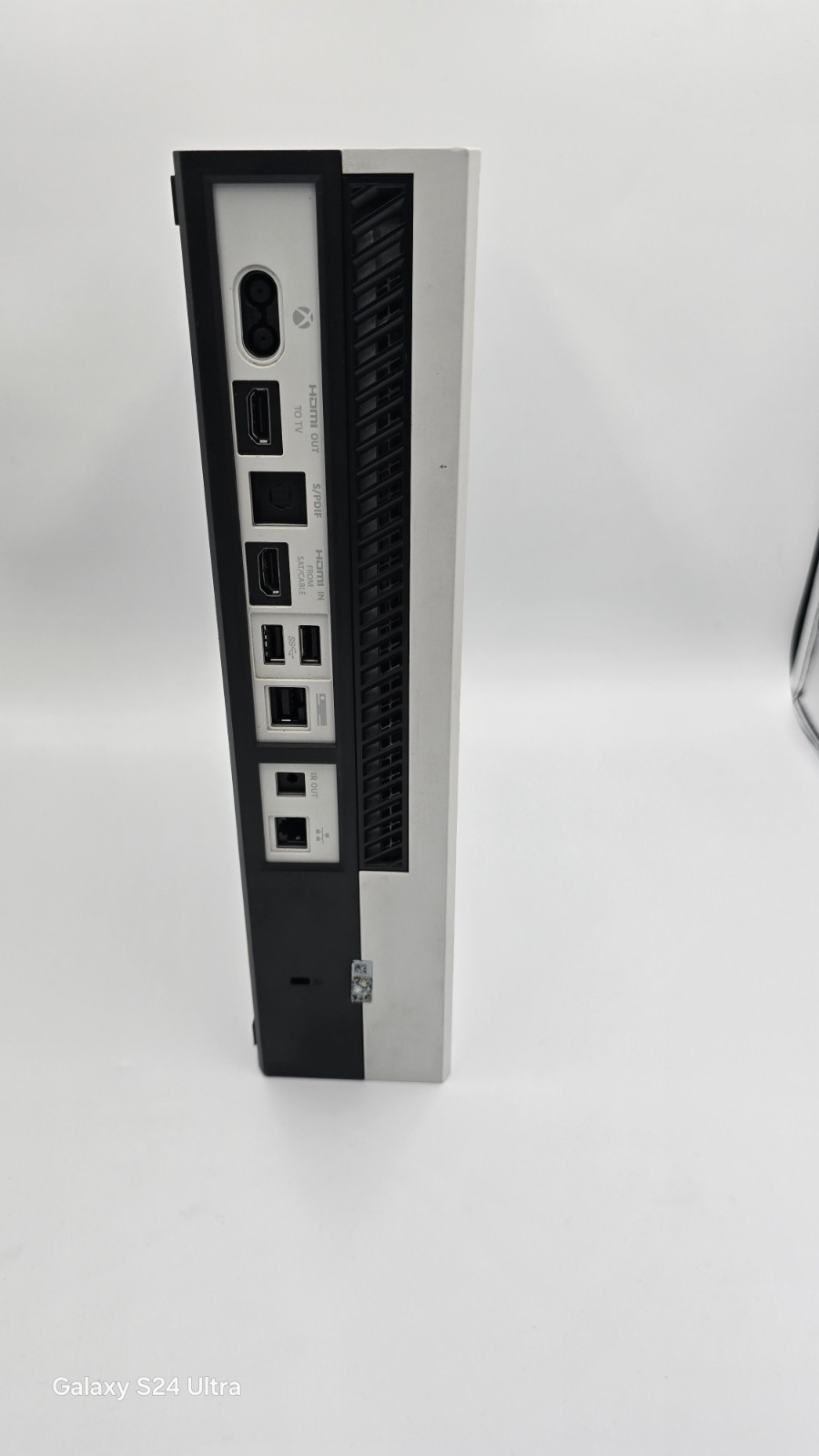 Xbox One 1540 Home Console Blu-Ray Compatible White/black (2015) Microsoft