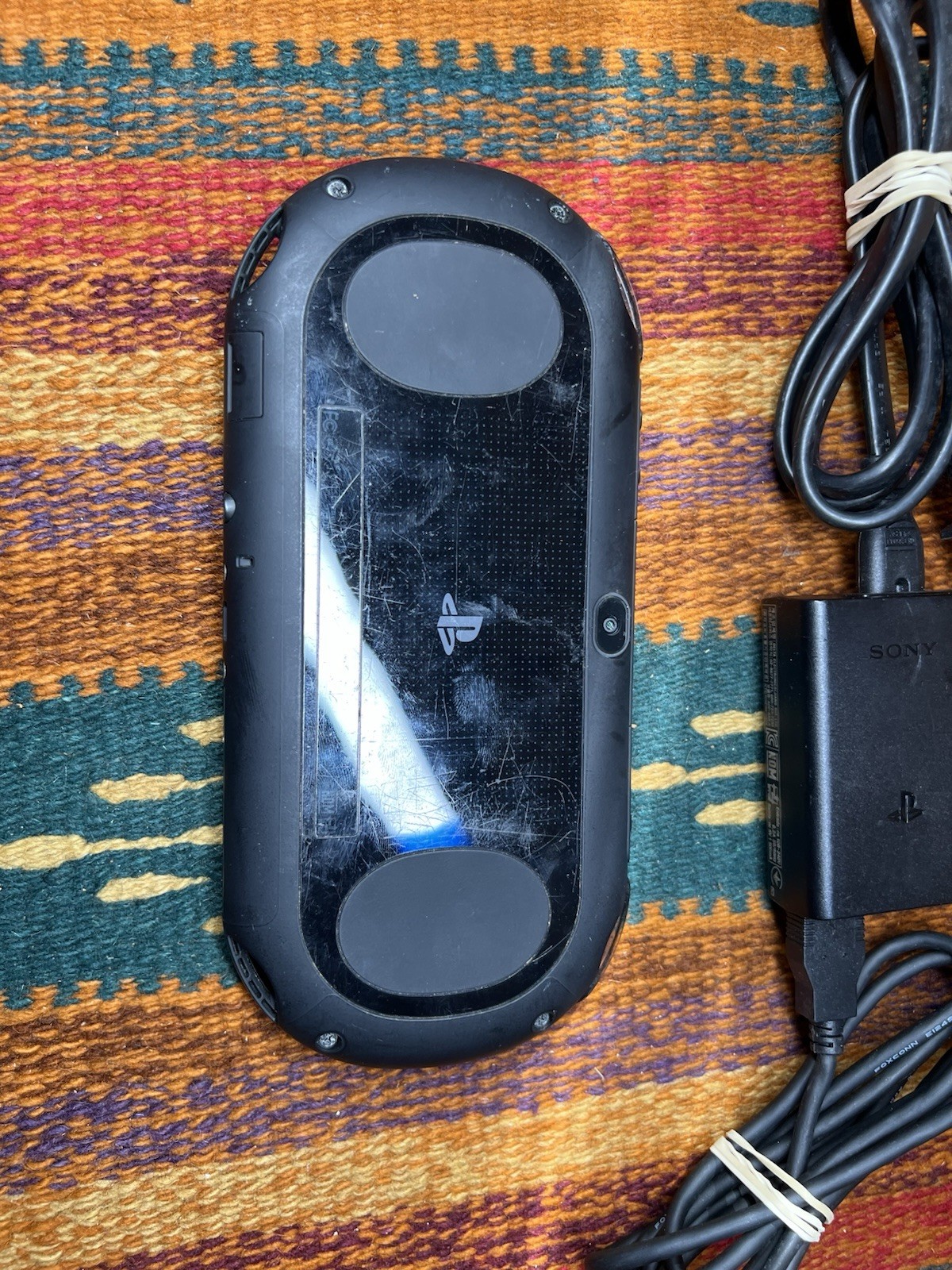 Sony PlayStation Vita Slim PS VITA Console PCH-2001 Black W/ Charger & Game