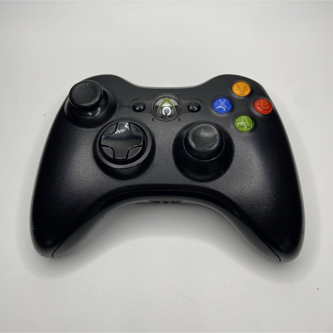 Microsoft Xbox 360 Wireless Controller Black Battery Powered Console Accessory