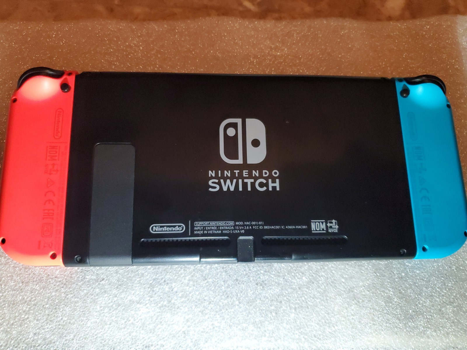 Nintendo Switch Console – Neon Blue/Red tested & Working
