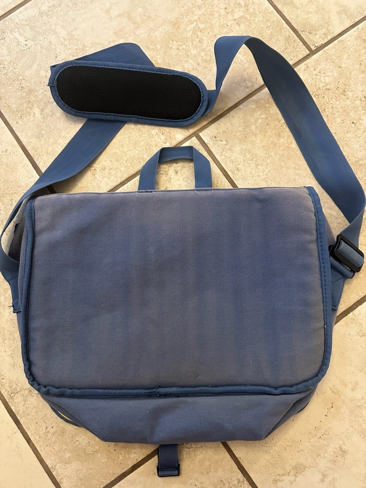 Official Bethesda Fallout 4 Vault 111 Messenger Bag – Loot Crate Exclusive