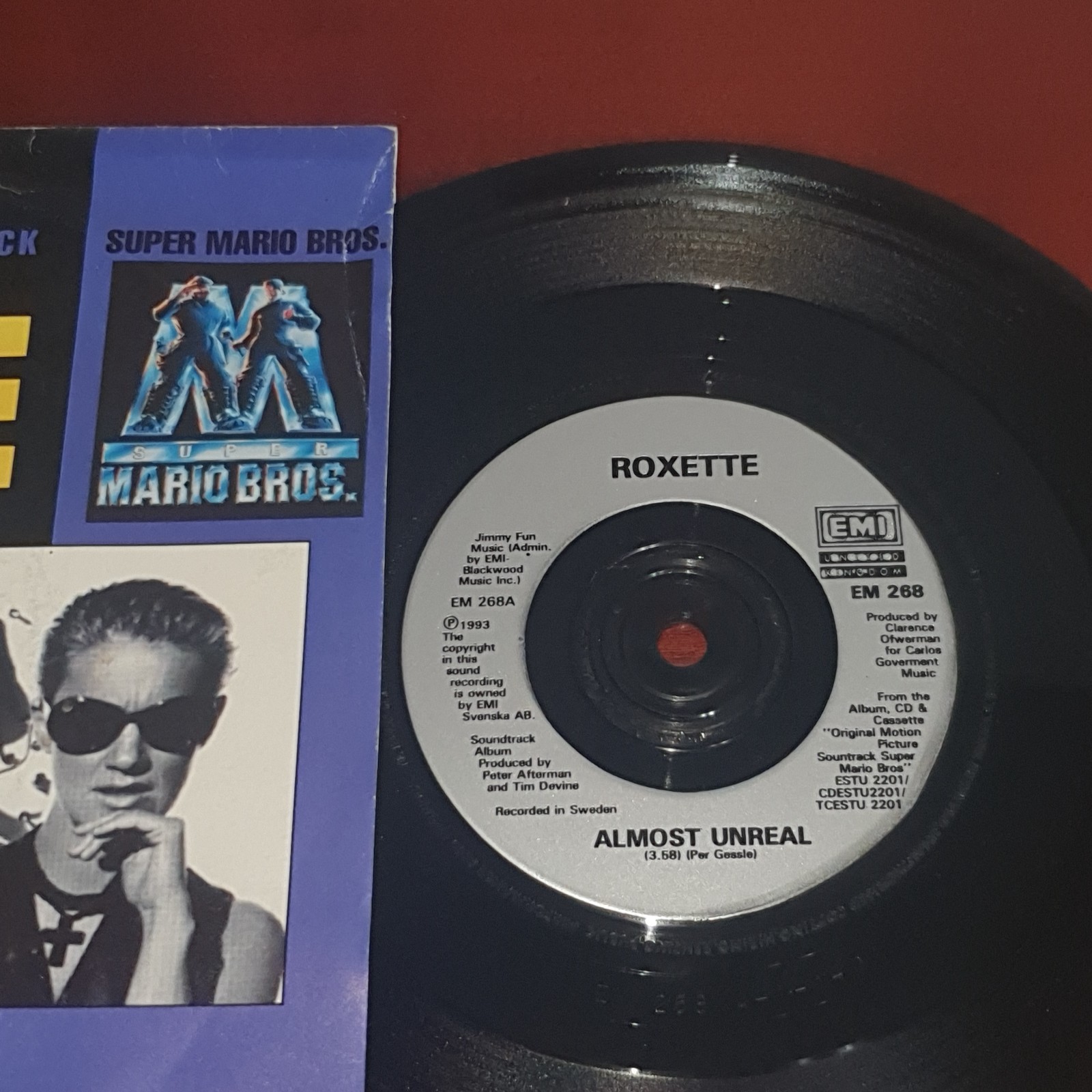 Vintage 1993 Super Mario Bros movie 7″ vinyl record Roxette Unreal Nintendo