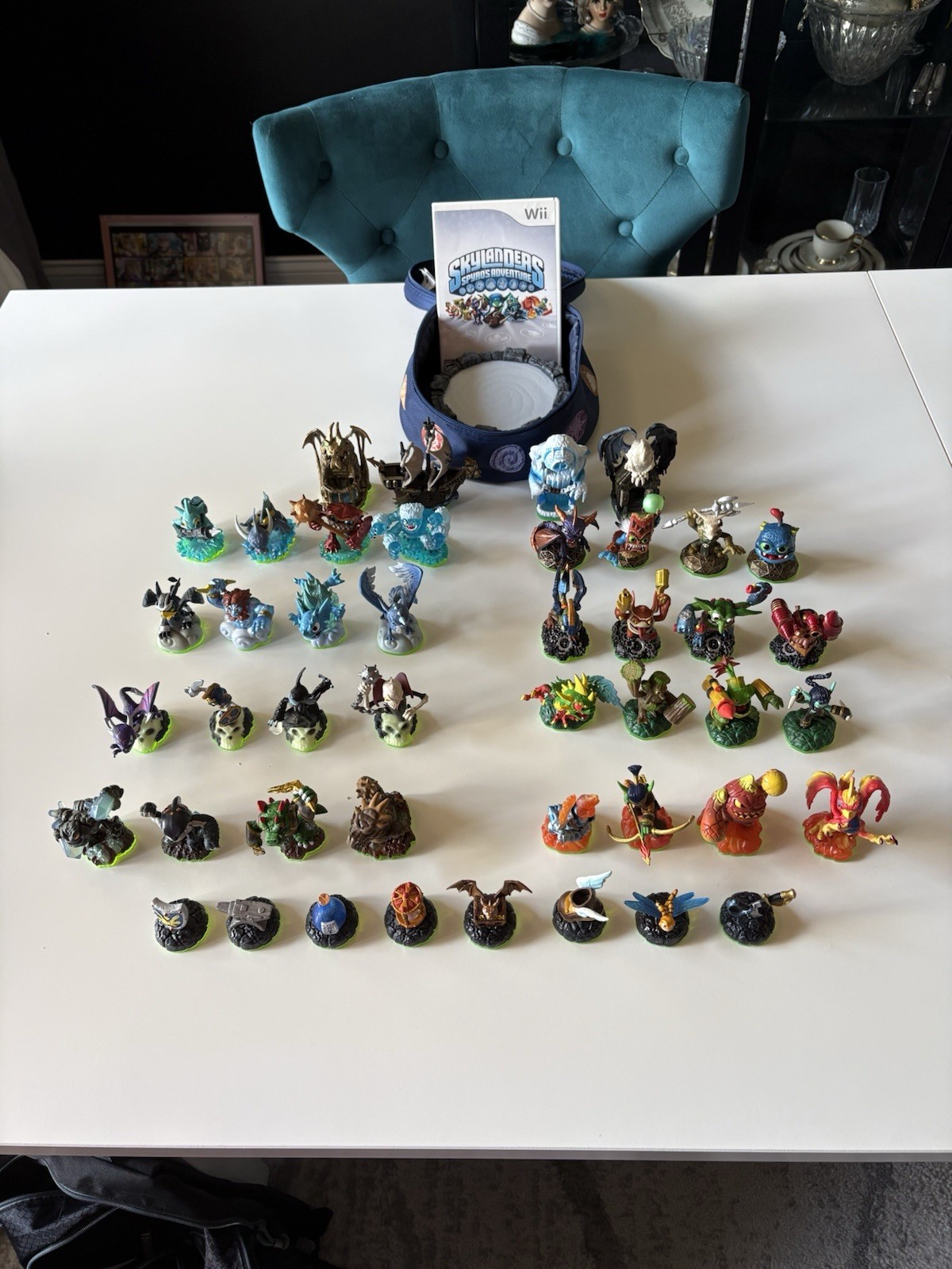 Skylanders: Spyro’s Adventure Wii Game + Full Set (Portal Included)