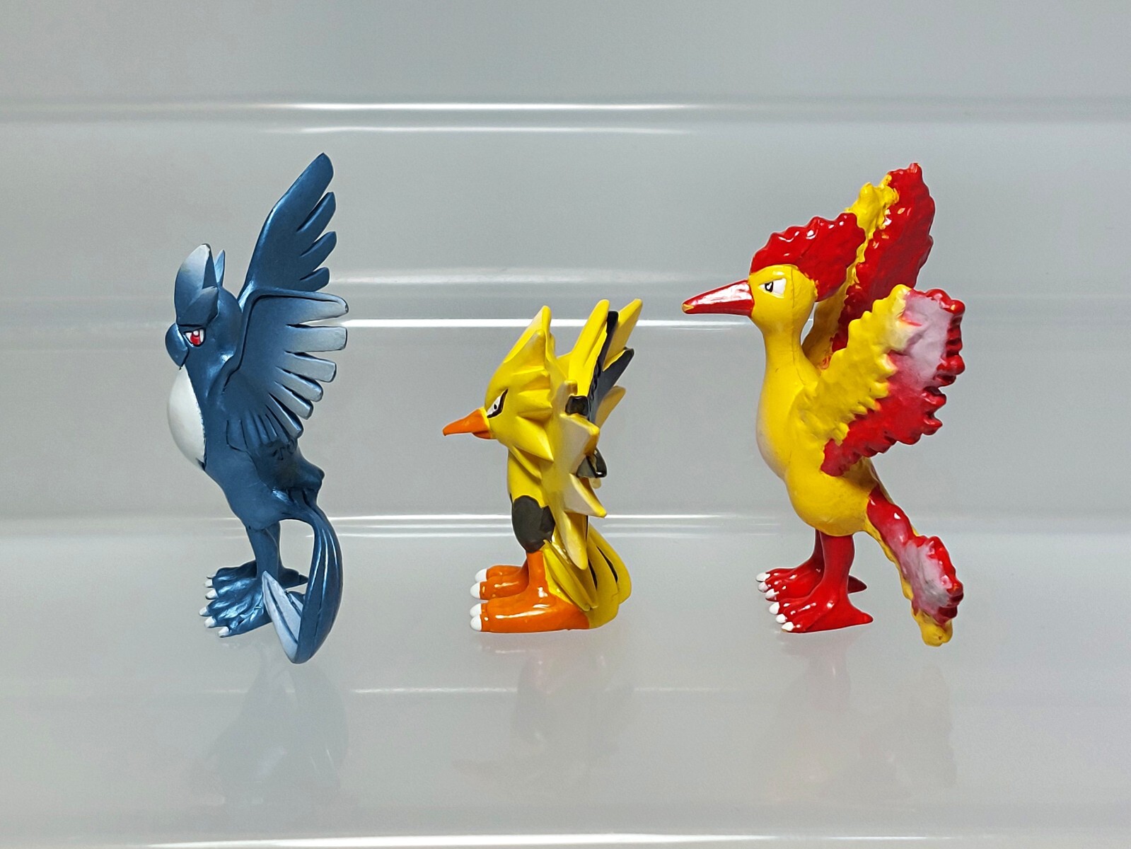 Articuno Zapdos Moltres Pokemon Monster Collection Figure Tomy H06 1.4-1.8in