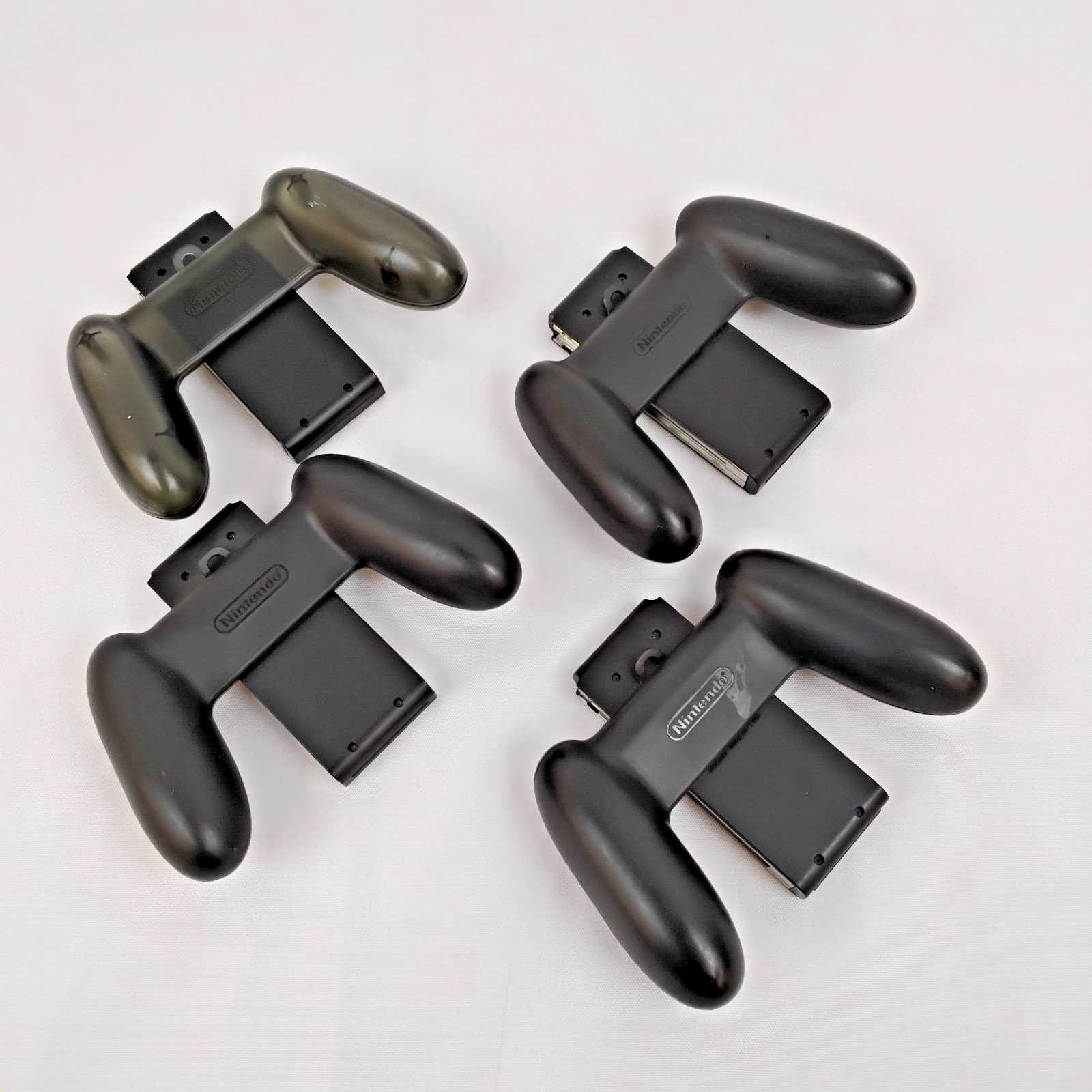 Nintendo Joy-Con Grips Lot of 4 Black and Gray Official #J5224