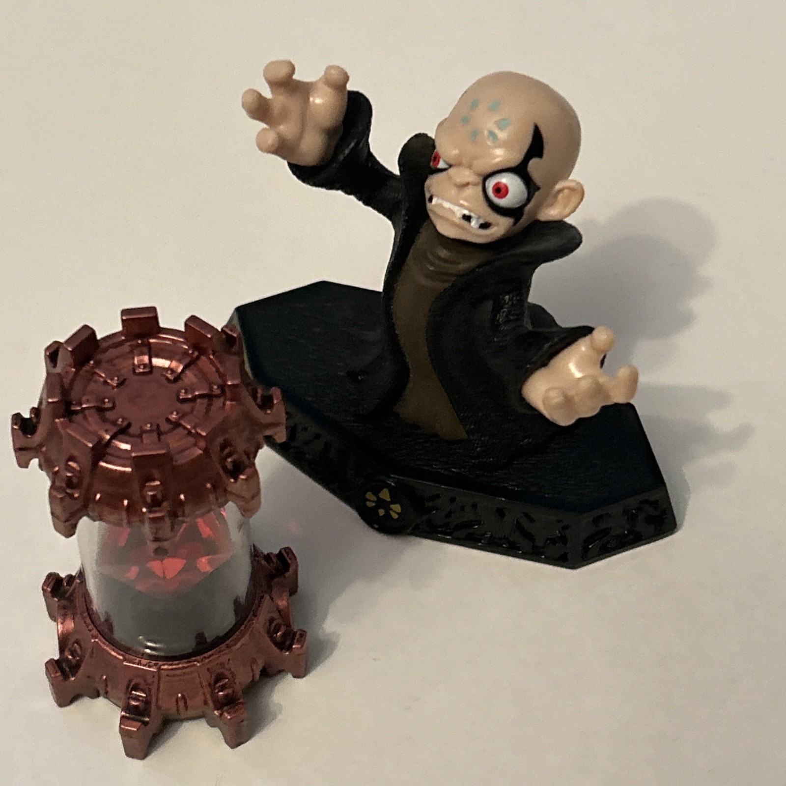 Skylanders Imaginators Sensei KAOS Character Figure & Red Crystal Imaginator Lot