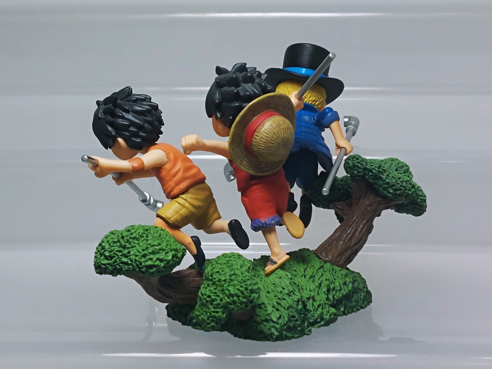 Monkey D. Luffy Portgas D. Ace Sabo One Piece Log Box Figure MegaHouse 2.6in