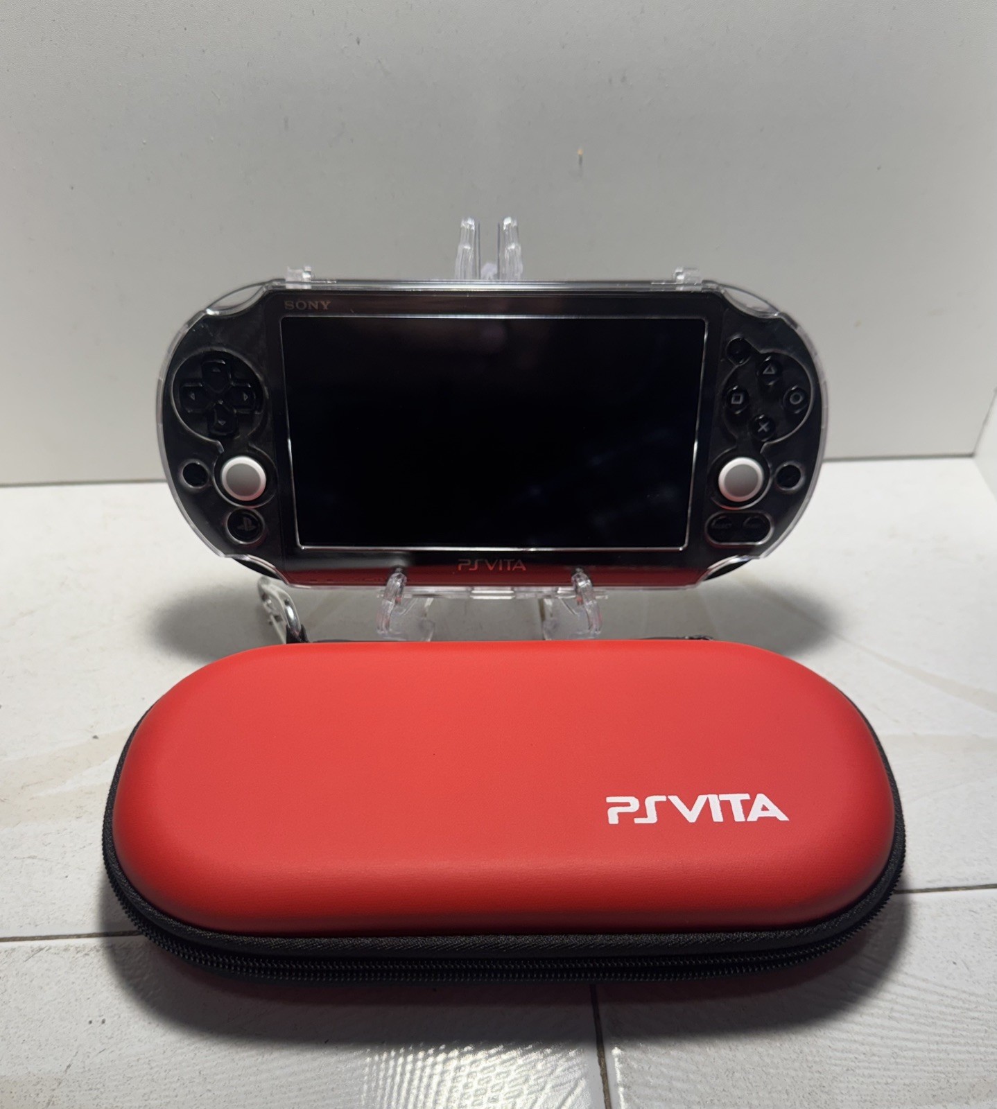 PS Vita 2000 Black Carbon Fiber (Excellent Condition)