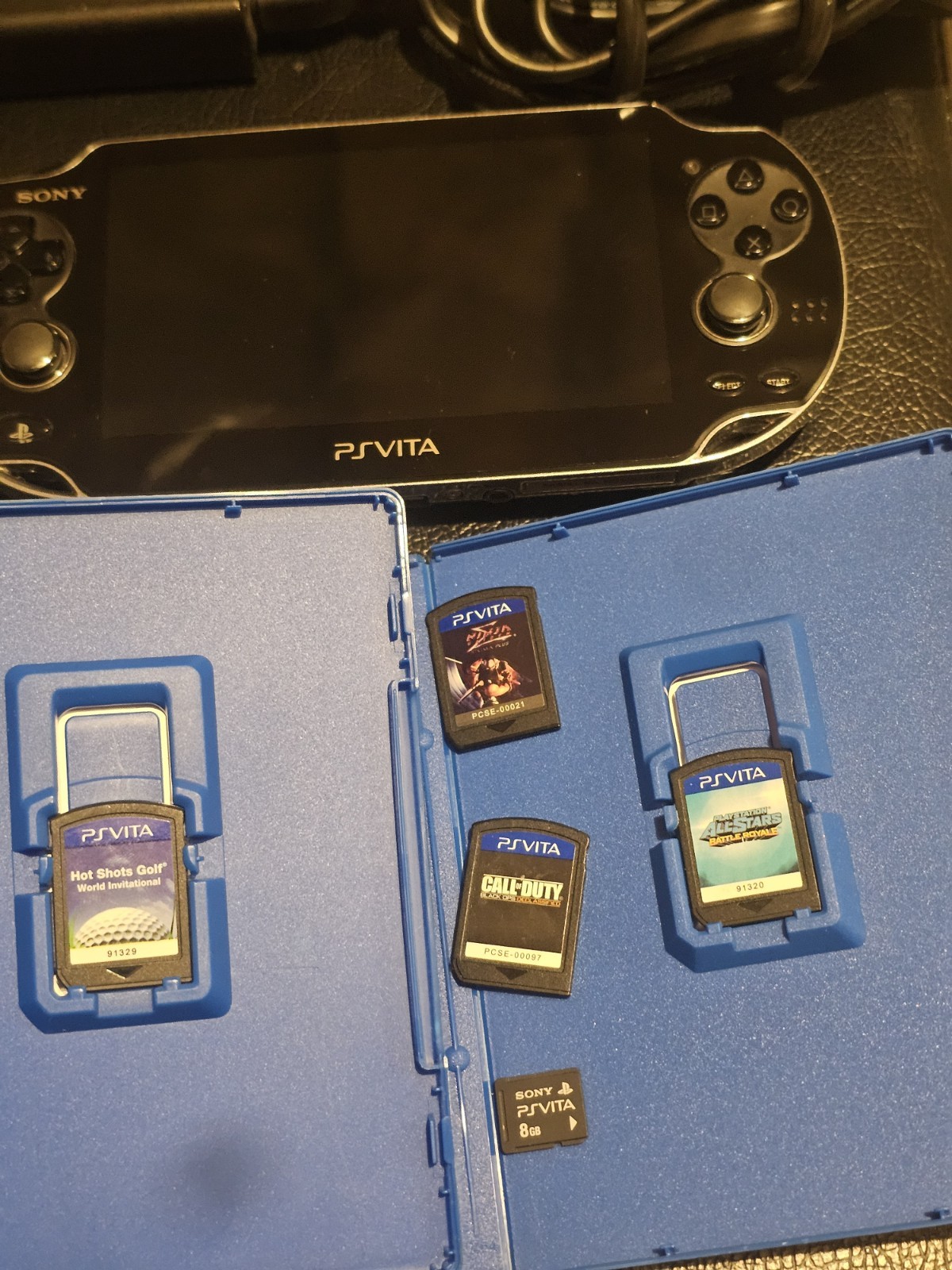 Sony PS Vita PCH-1000 OLED, Bundle 4 Games, 8GB memory card, Charger Tested