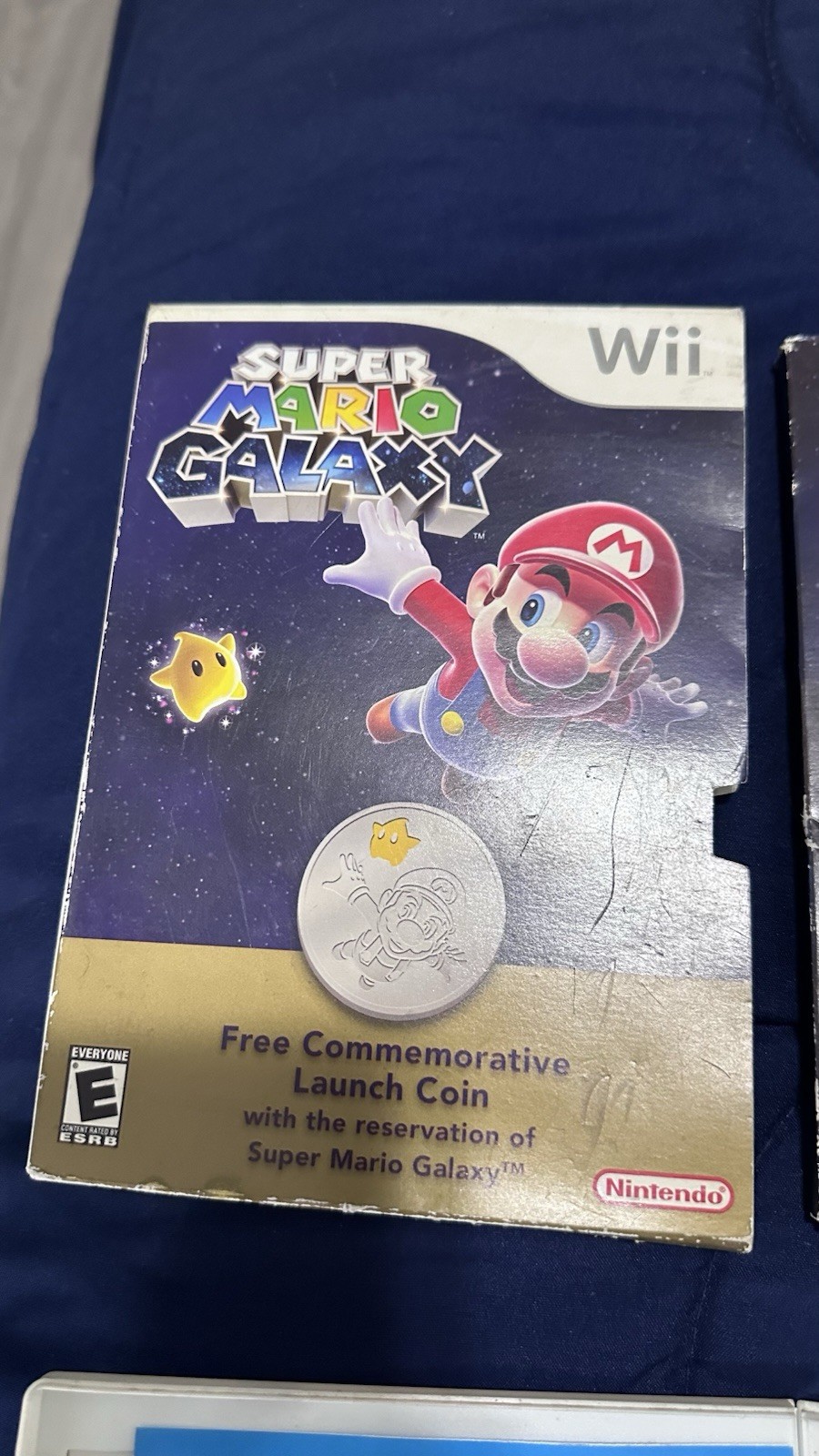 Super Mario Galaxy Nintendo Wii W/ Commemorative Launch Coin