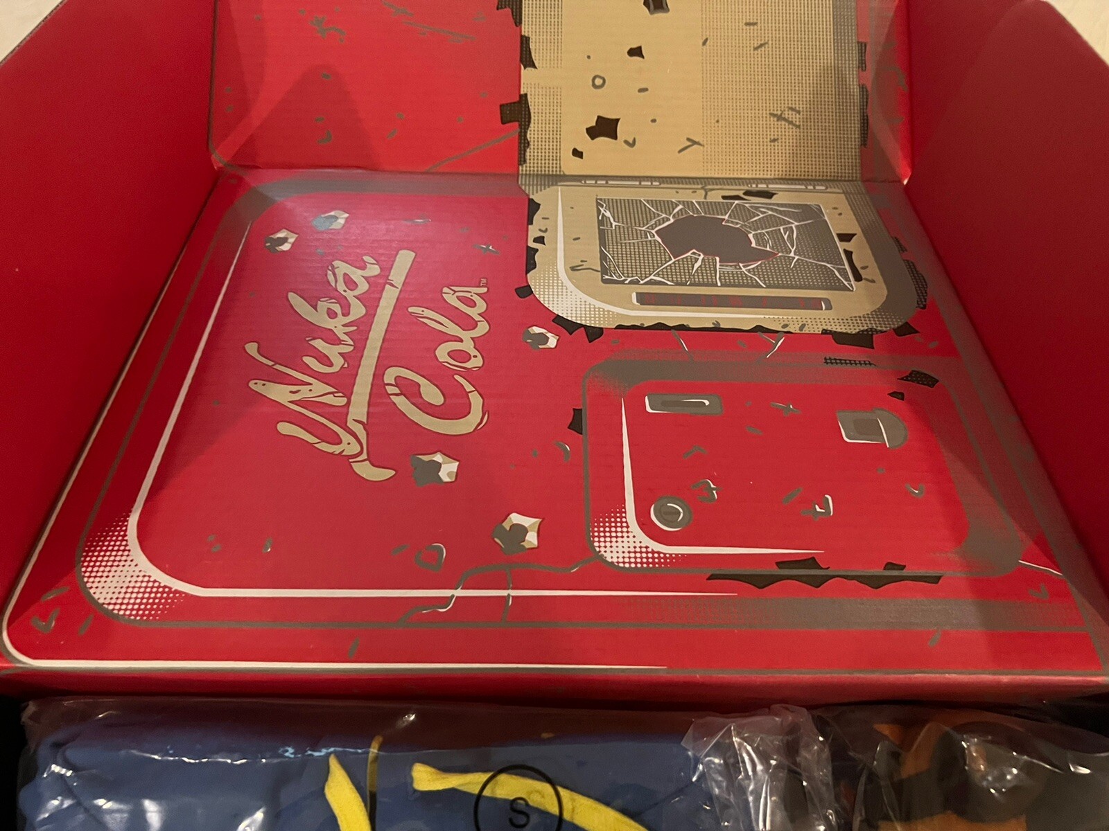 Fallout 4 Limited Edition Loot Crate. Read Description