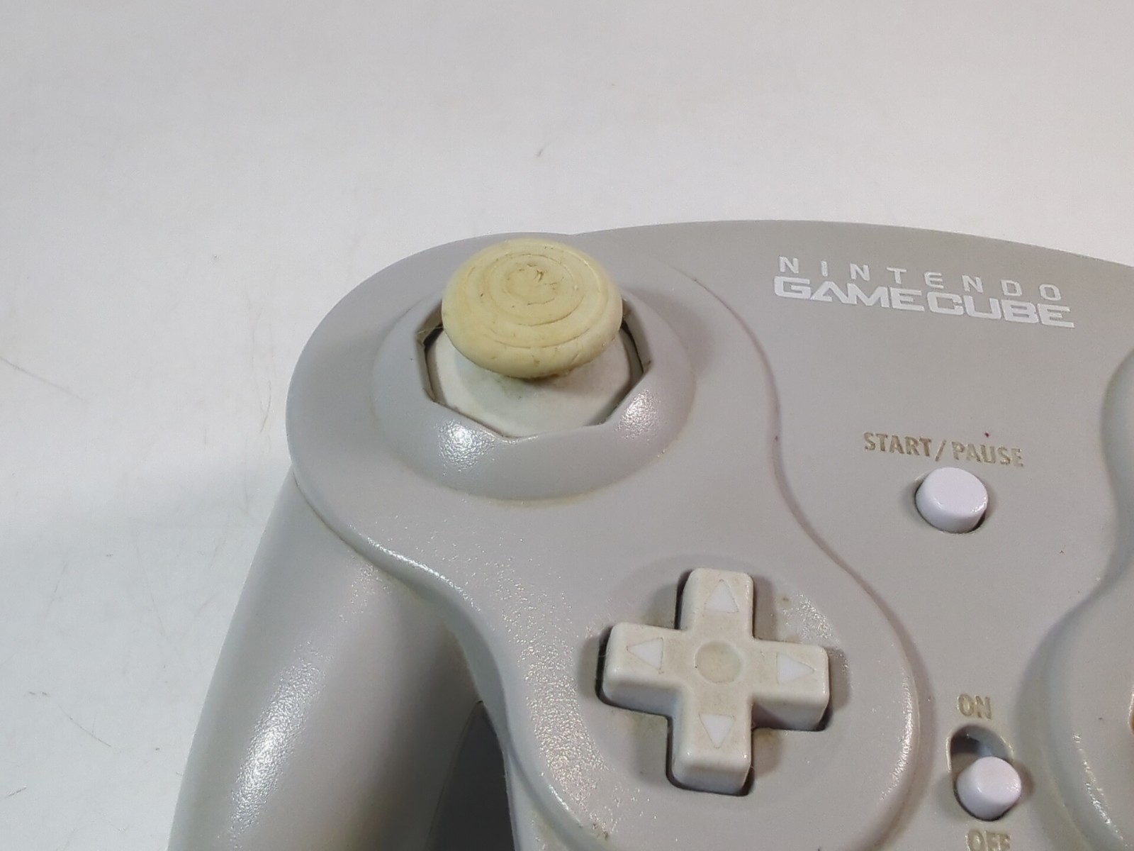 Nintendo GameCube WaveBird Wireless Controller Silver OEM No Receiver Powers On