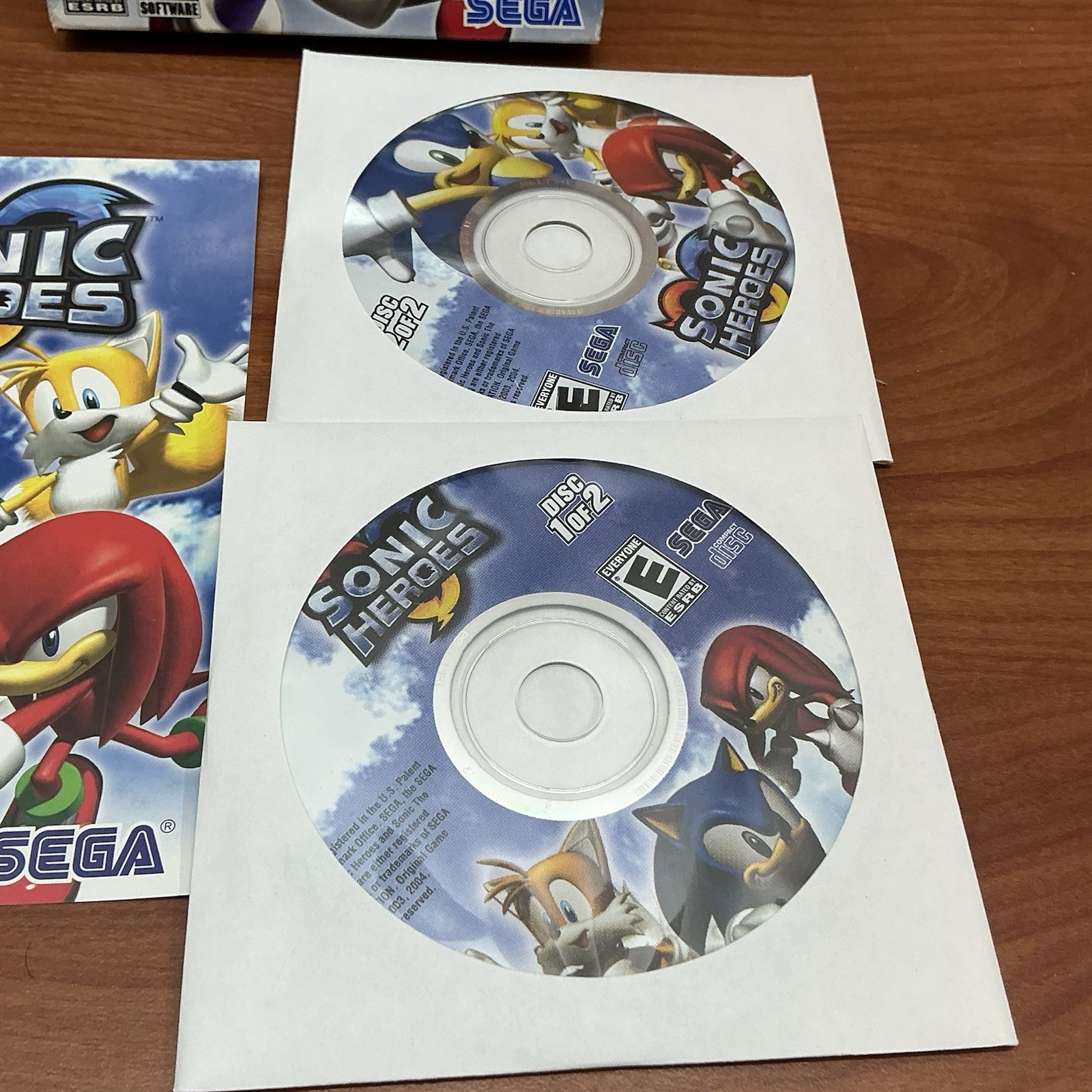 RARE BIG BOX! Sega Sonic Heroes PC Game 2004 COMPLETE Collectible Knuckles Tails