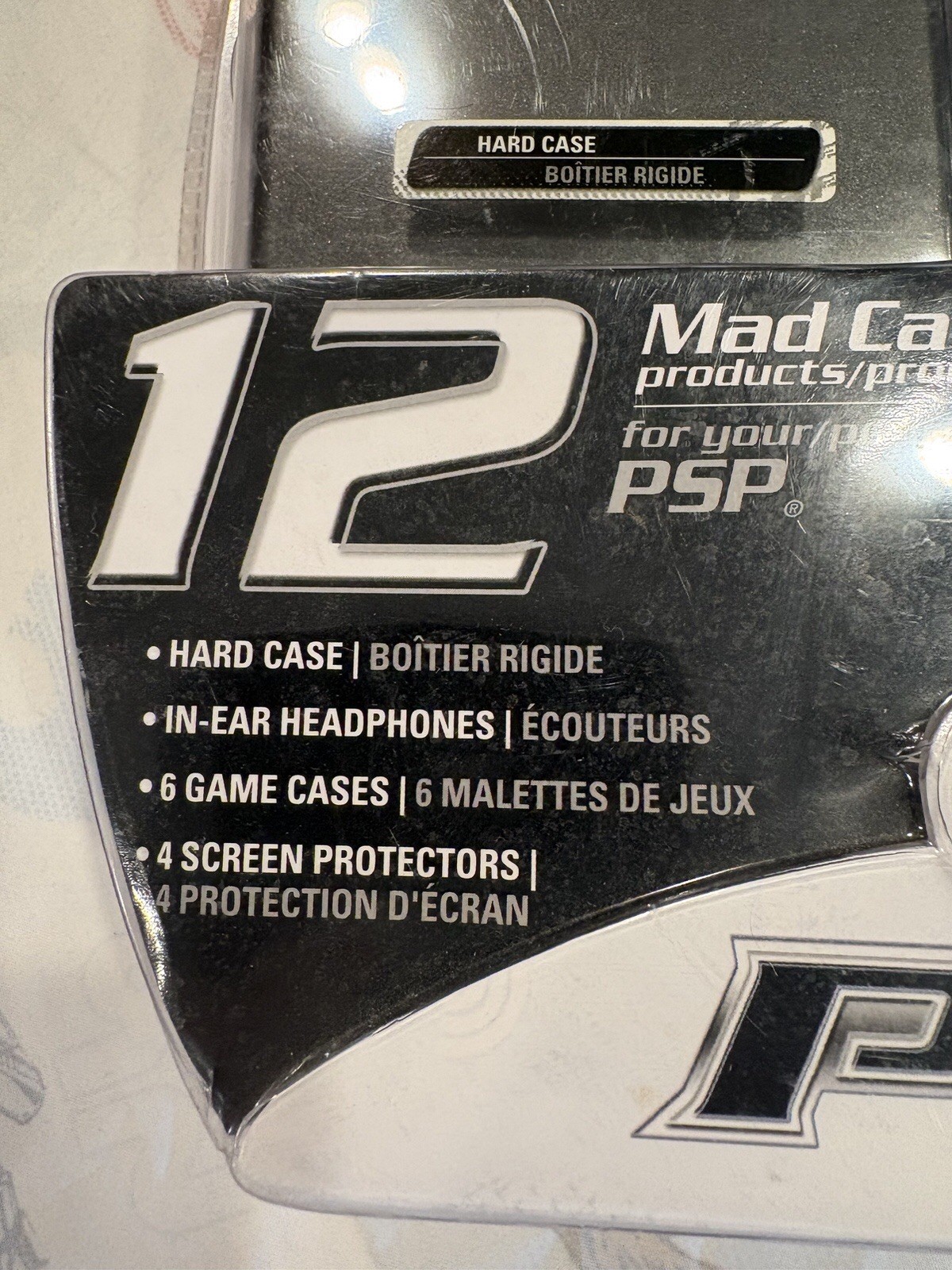 Mad Catz Sony PSP 12 pc Pro Kit w/ Headphones Brand New