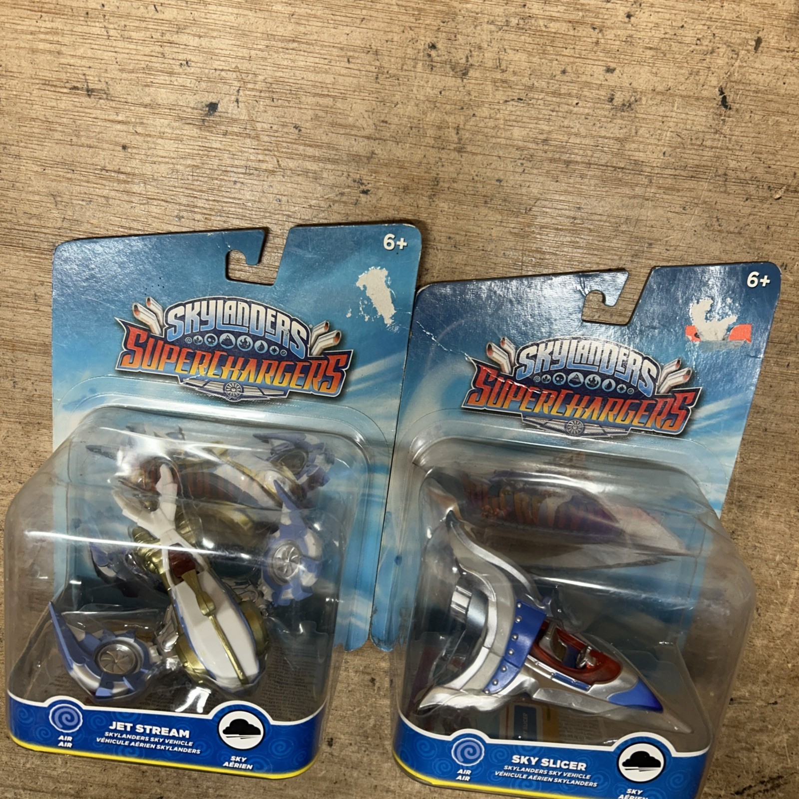 Skylanders SuperChargers Hurricane Jet-Vac & Jet Stream Sky Vehicle Brand New!