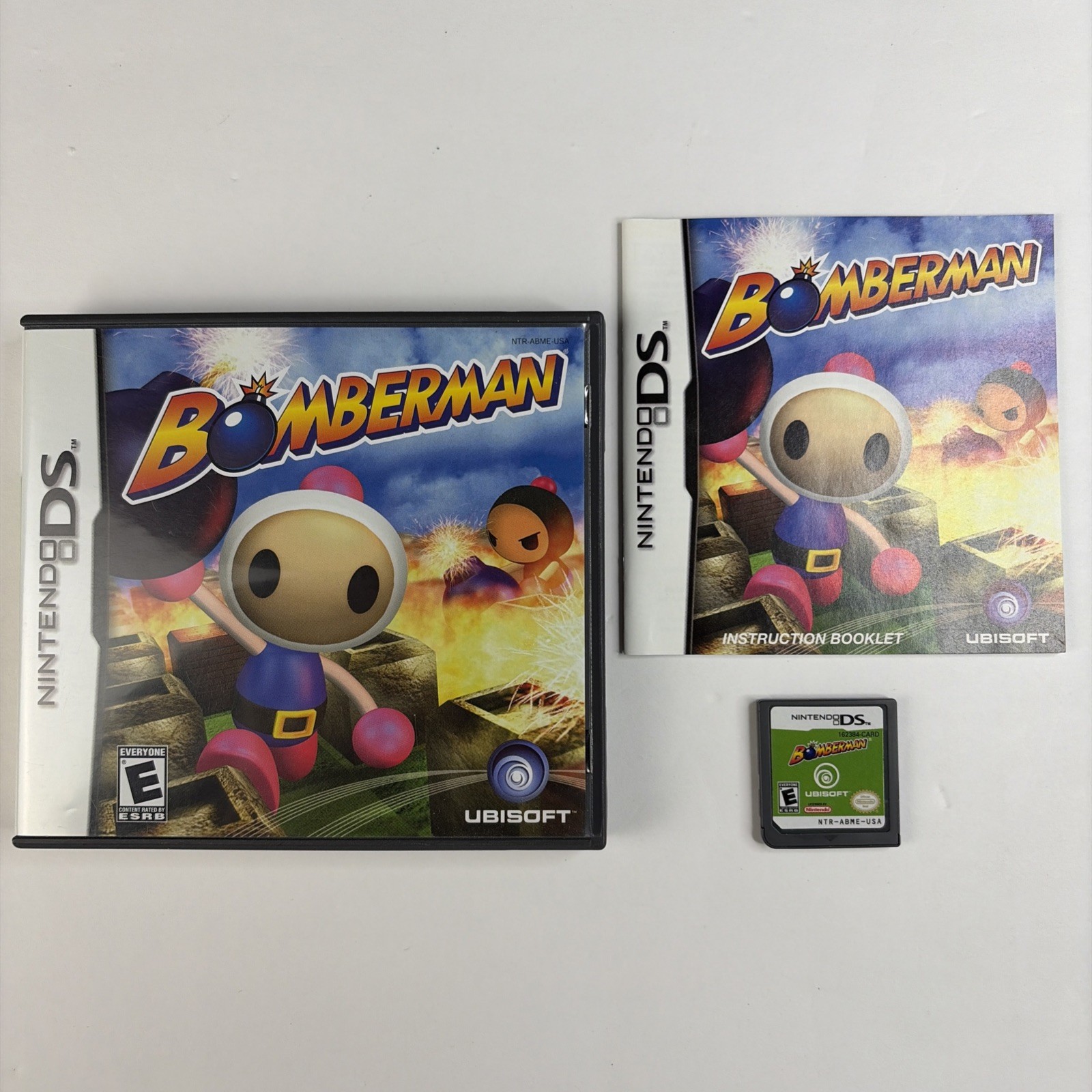Bomberman Official Nintendo DS game In Case and Game Manual Cib