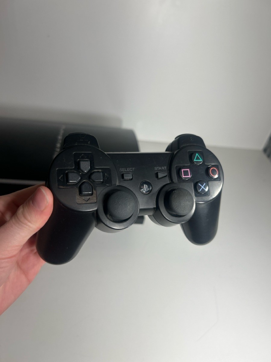 *CONTROLLER DOES NOT CONNECT READ DESCRIPTION* SONY PS3 SYSTEM 20GB (P17029458)