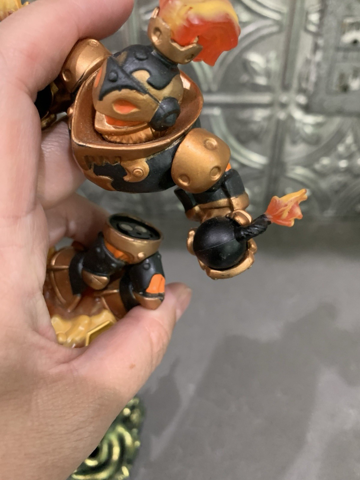Skylanders Swap Force Blast Zone Color Shift Wash Buckler & Rip Tide