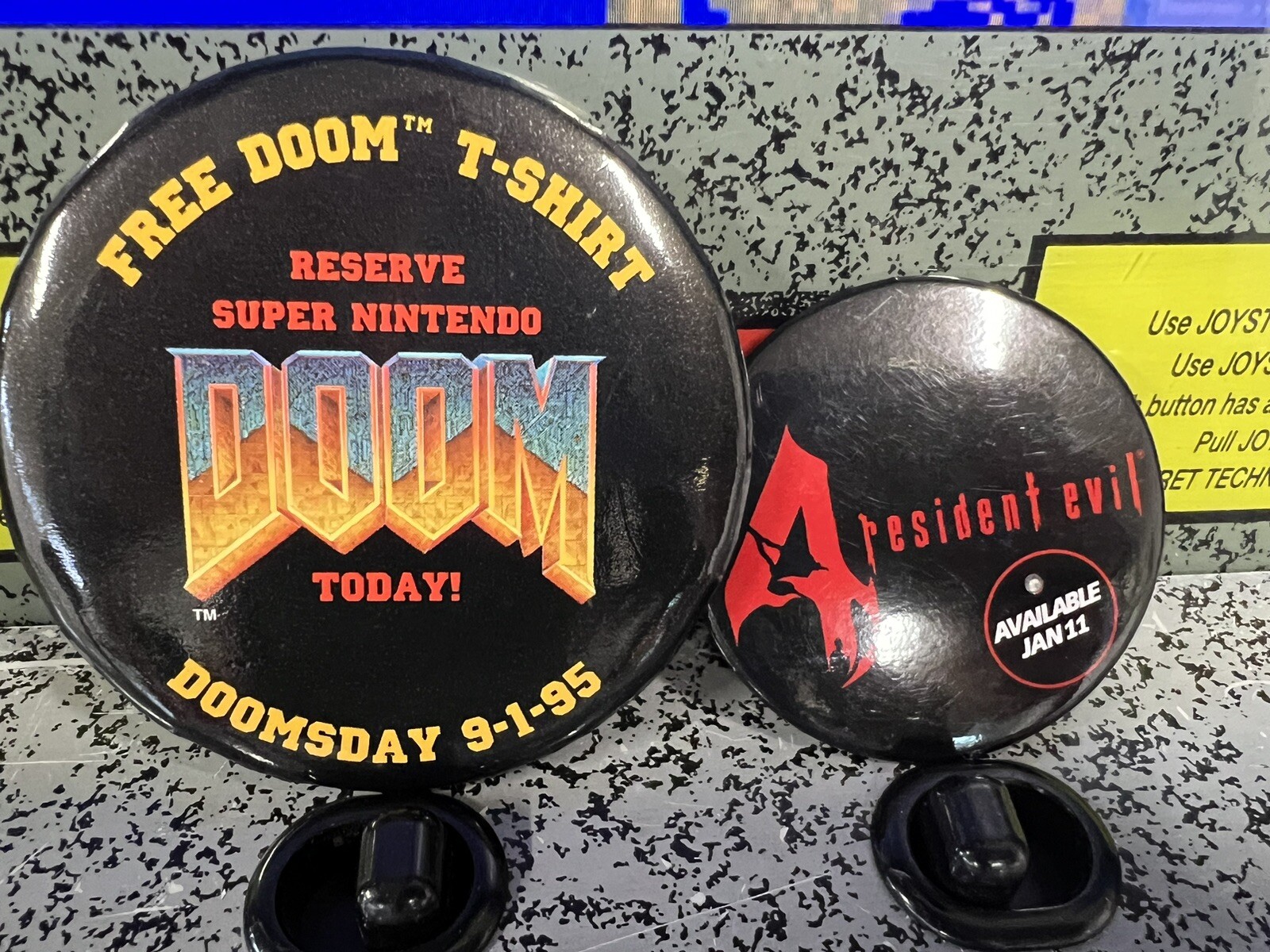 1995 SNES Doom & 2005 Resident Evil 4 Pinback Buttons + Dying Light 2 Neck Cover