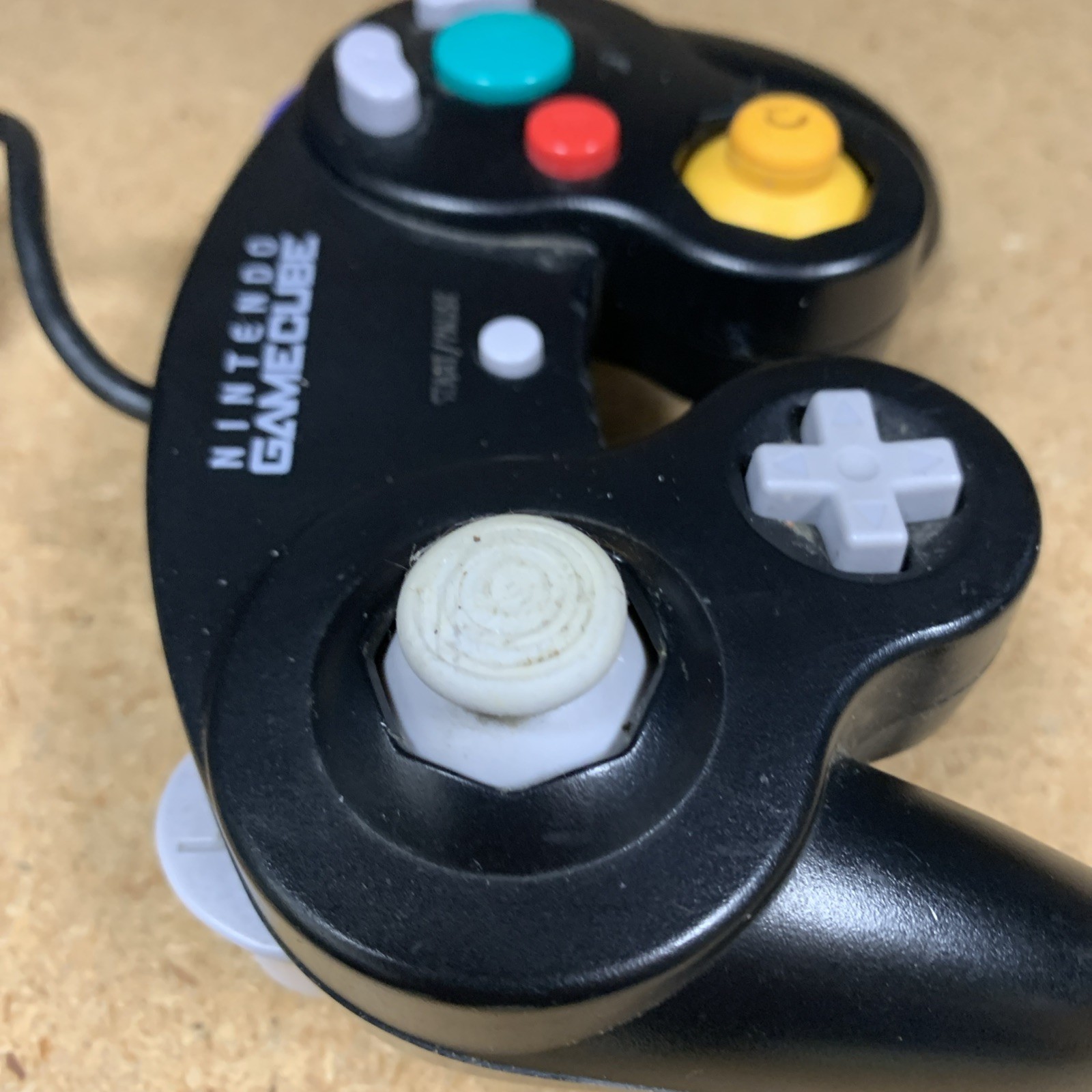 Official Nintendo GameCube Controller – Black Tested and Works as pictured w51