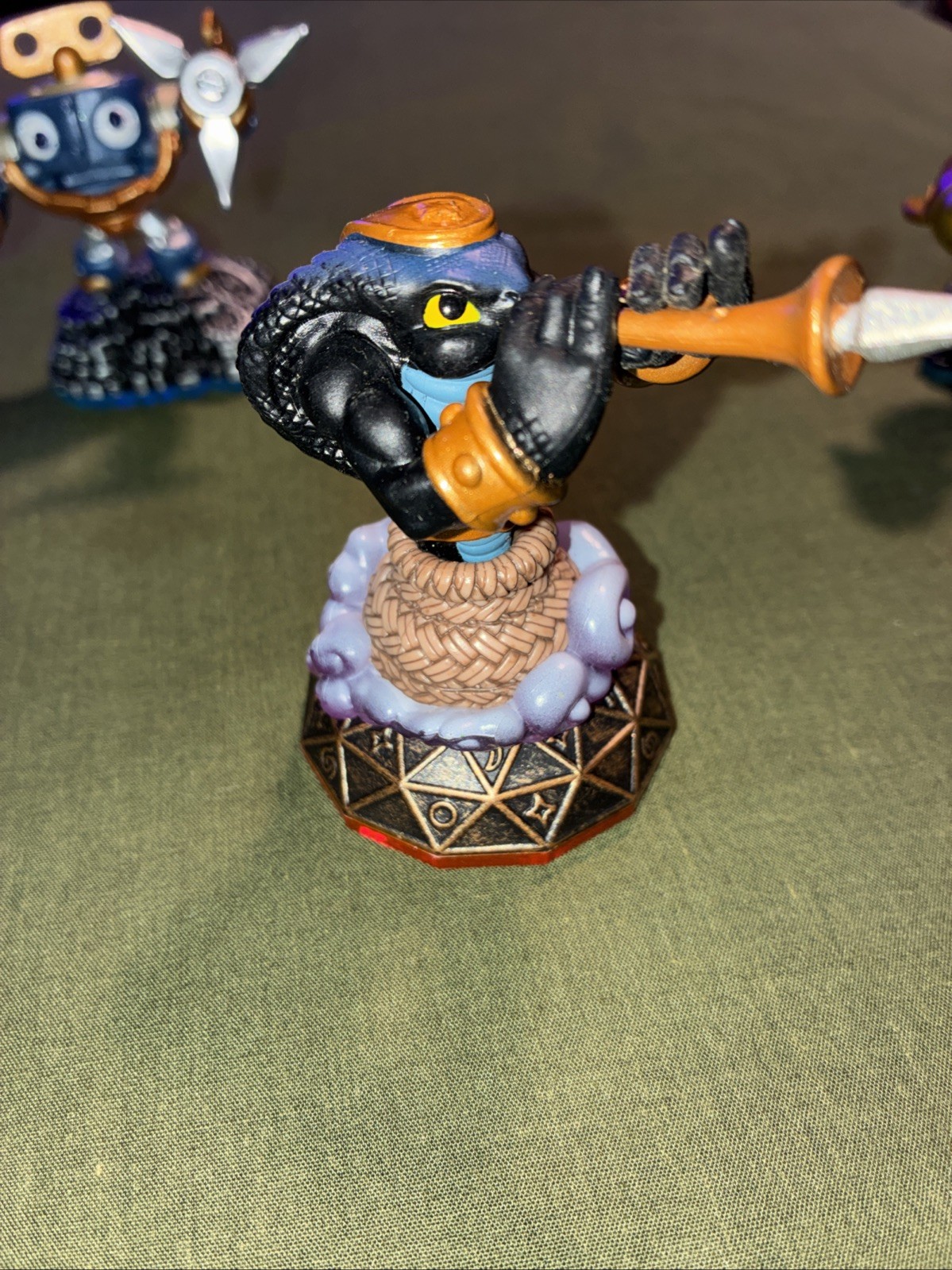 Activision Skylander Swap Force Bronze 3 Figures 1 Trap