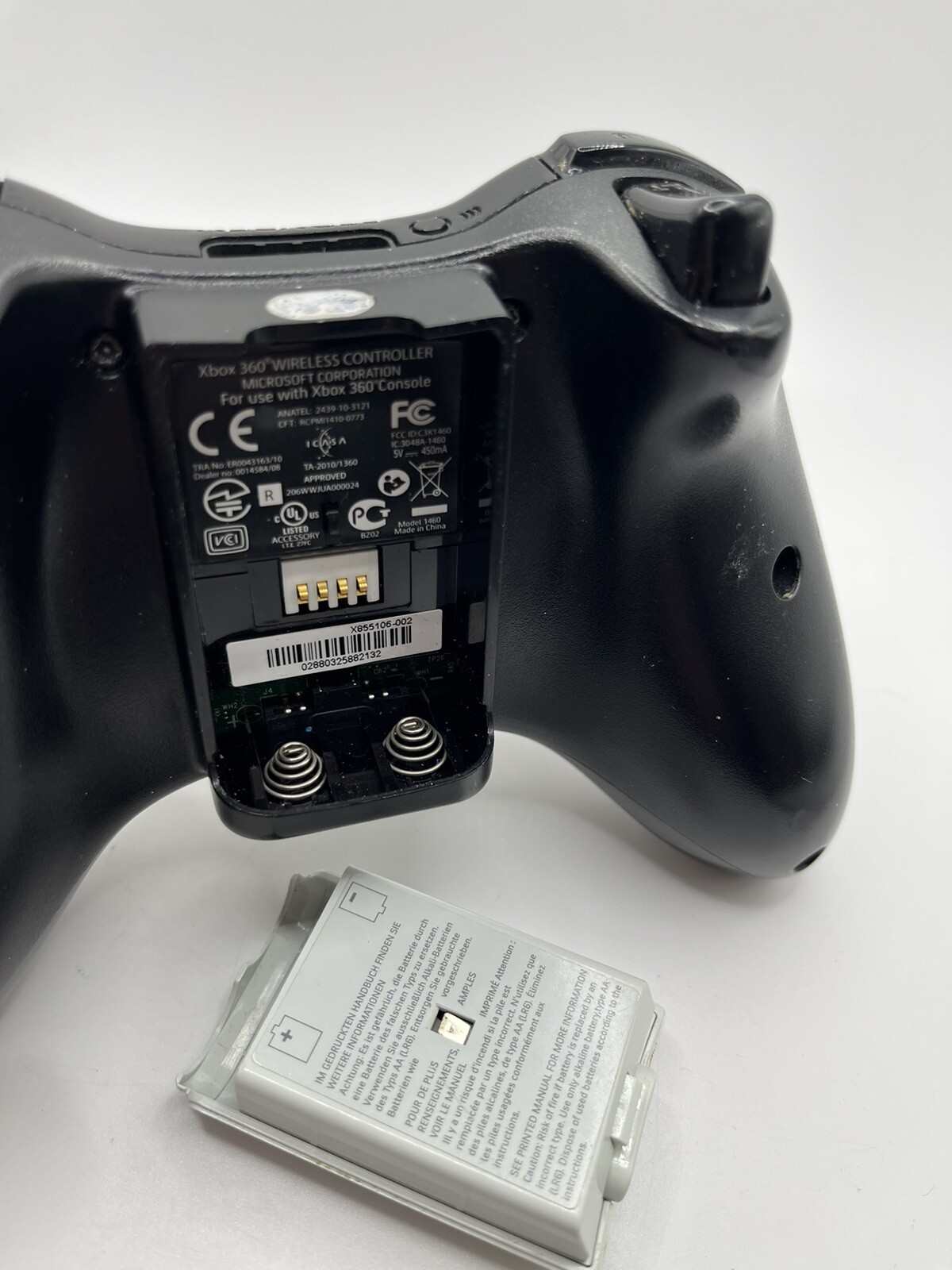 Microsoft XBOX 360 Wireless Controller- Tested does not work , not sure why