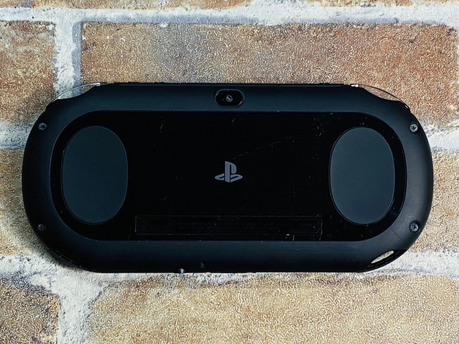 PS Vita Black PCH 2000 SONY PlayStation Japan 8GB Memory Charger No.3D