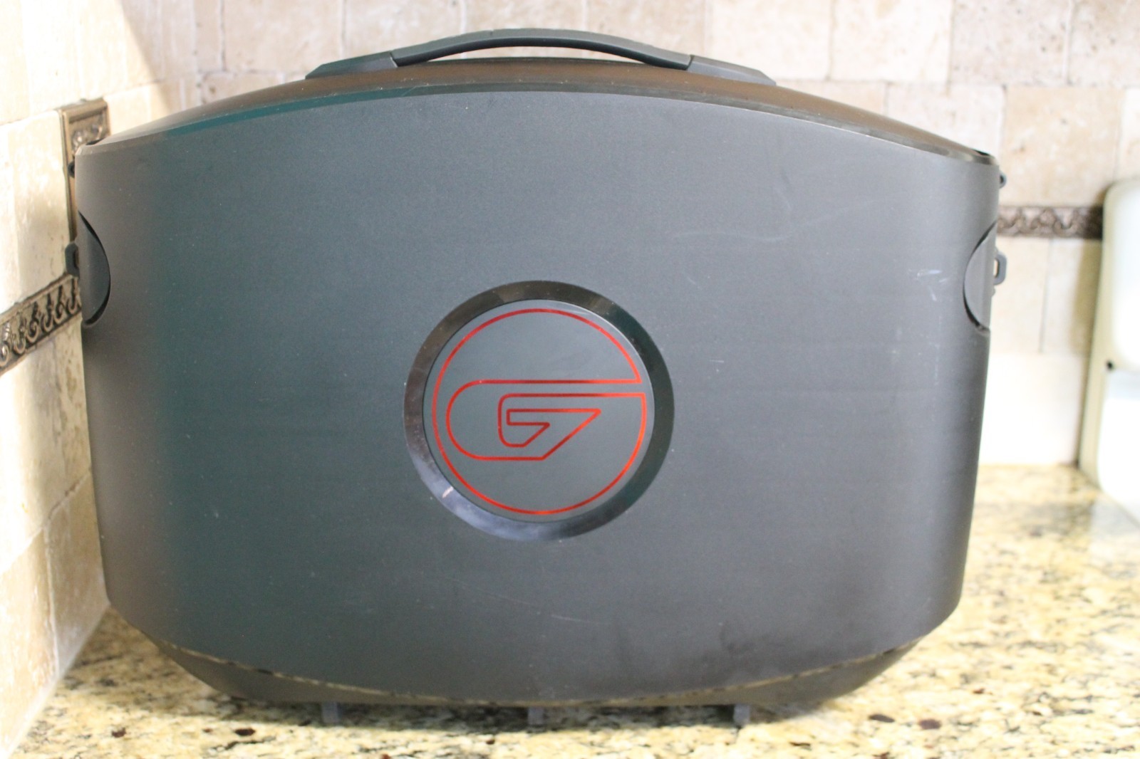 *GAEMS G155 LCD Gaming Case*