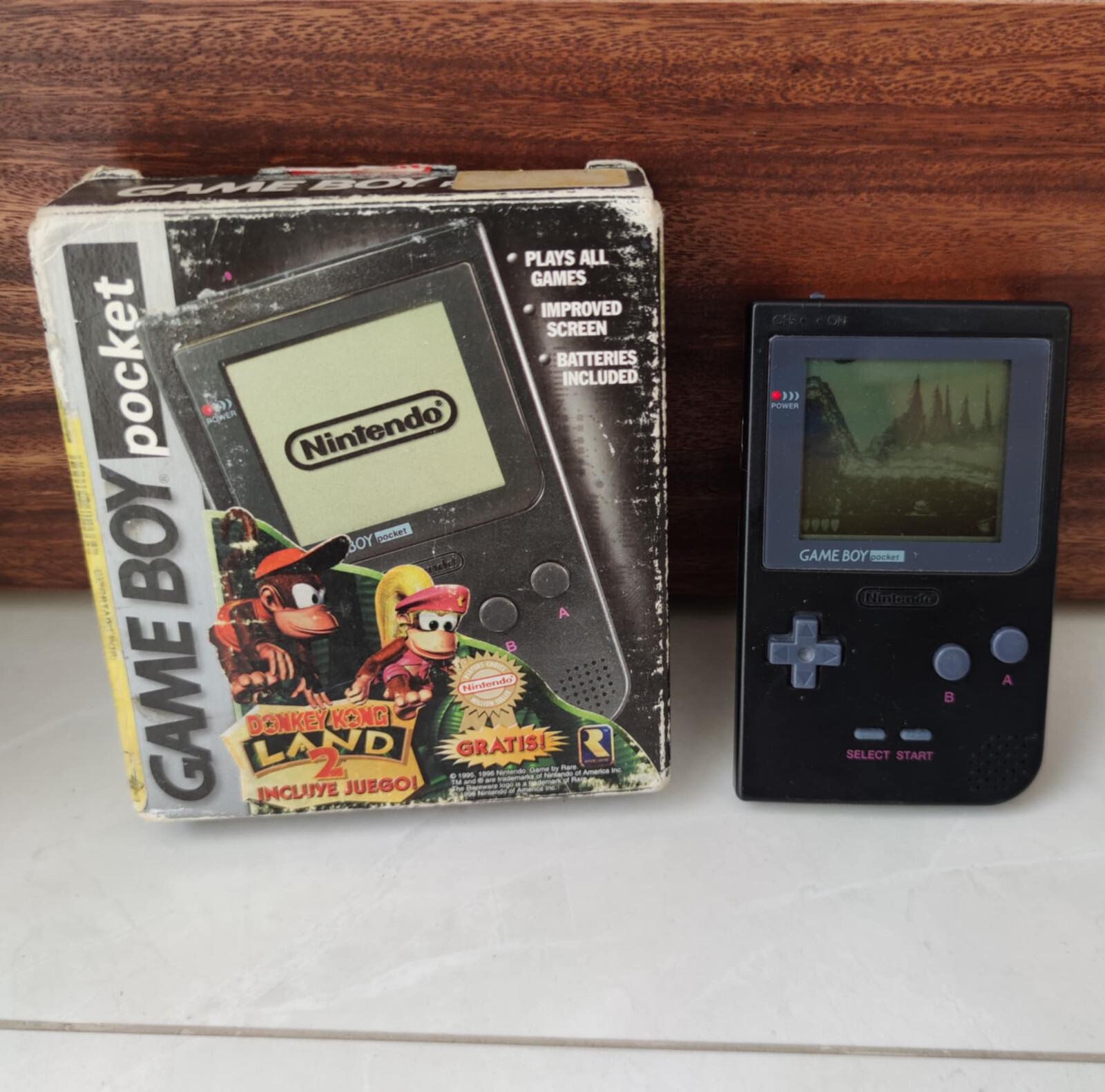 Gameboy Pocket w/ Donkey Kong Land 2 Included Mexico Exclusive Box Vintage
