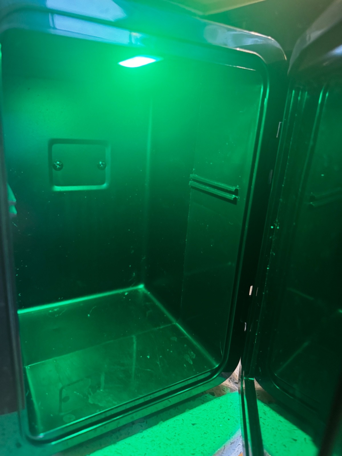Call of Duty Warzone the Gulag 6-Can Gameroom LED Mini Fridge Tested