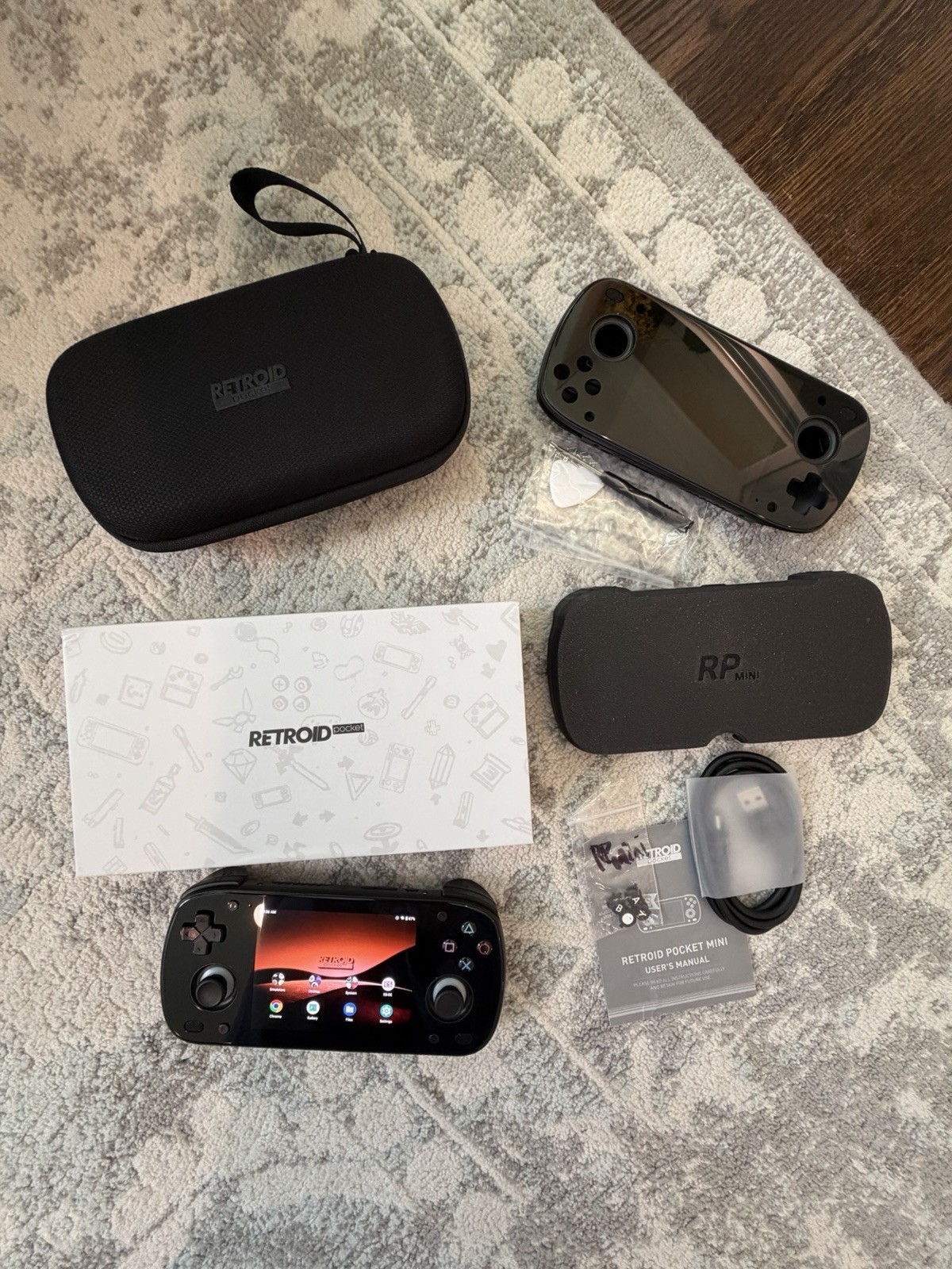 Retroid Pocket Mini V1 with V2 Screen/Shell Upgrade plus Case (Black)