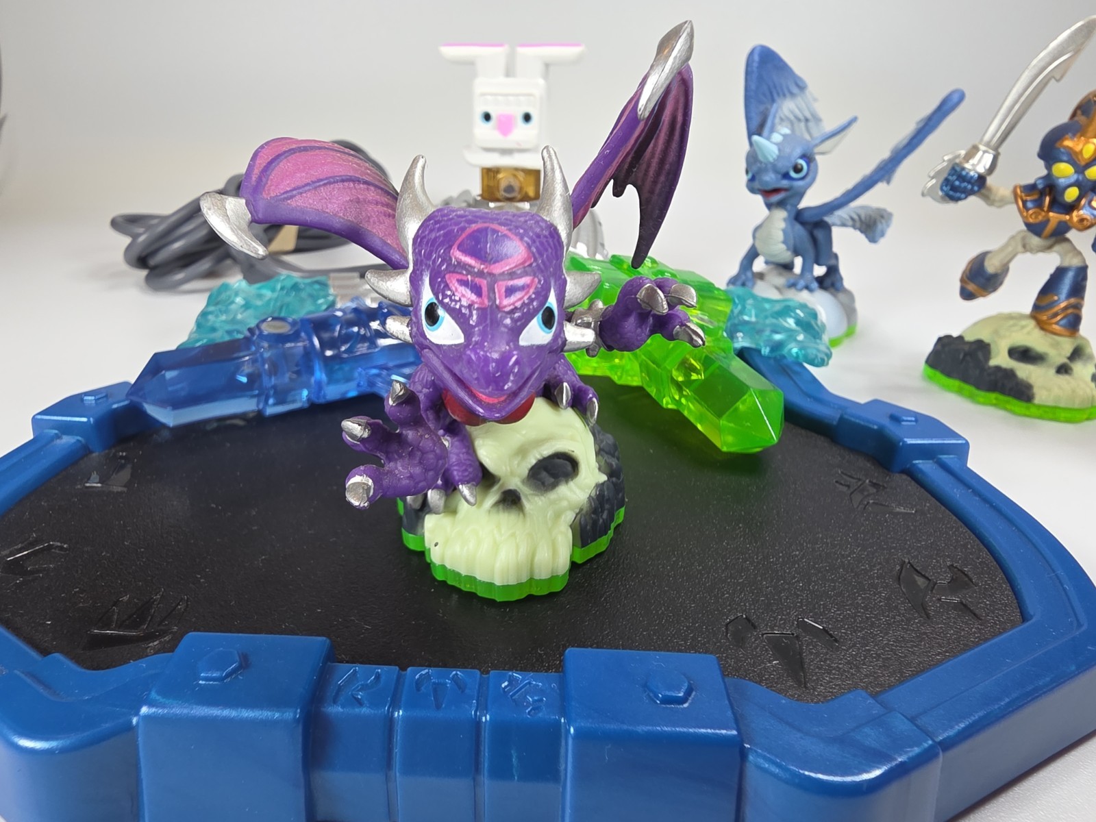 Figure and Trap Lot – Skylanders Superchargers Portal Of Power Xbox 360 87504790