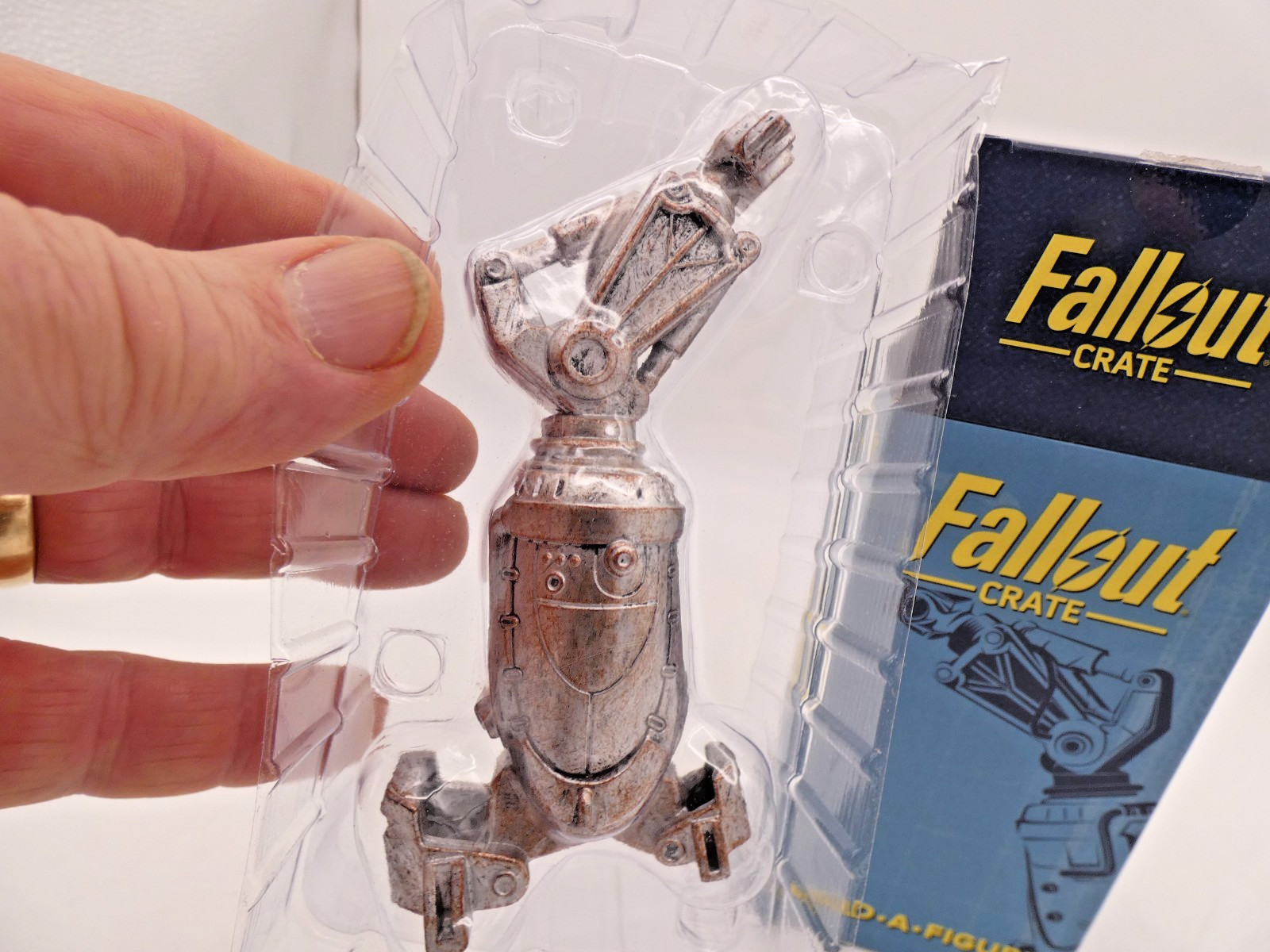 NEW Fallout Crate Build-A-Figure Liberty Prime – Left Leg (3 of 6)